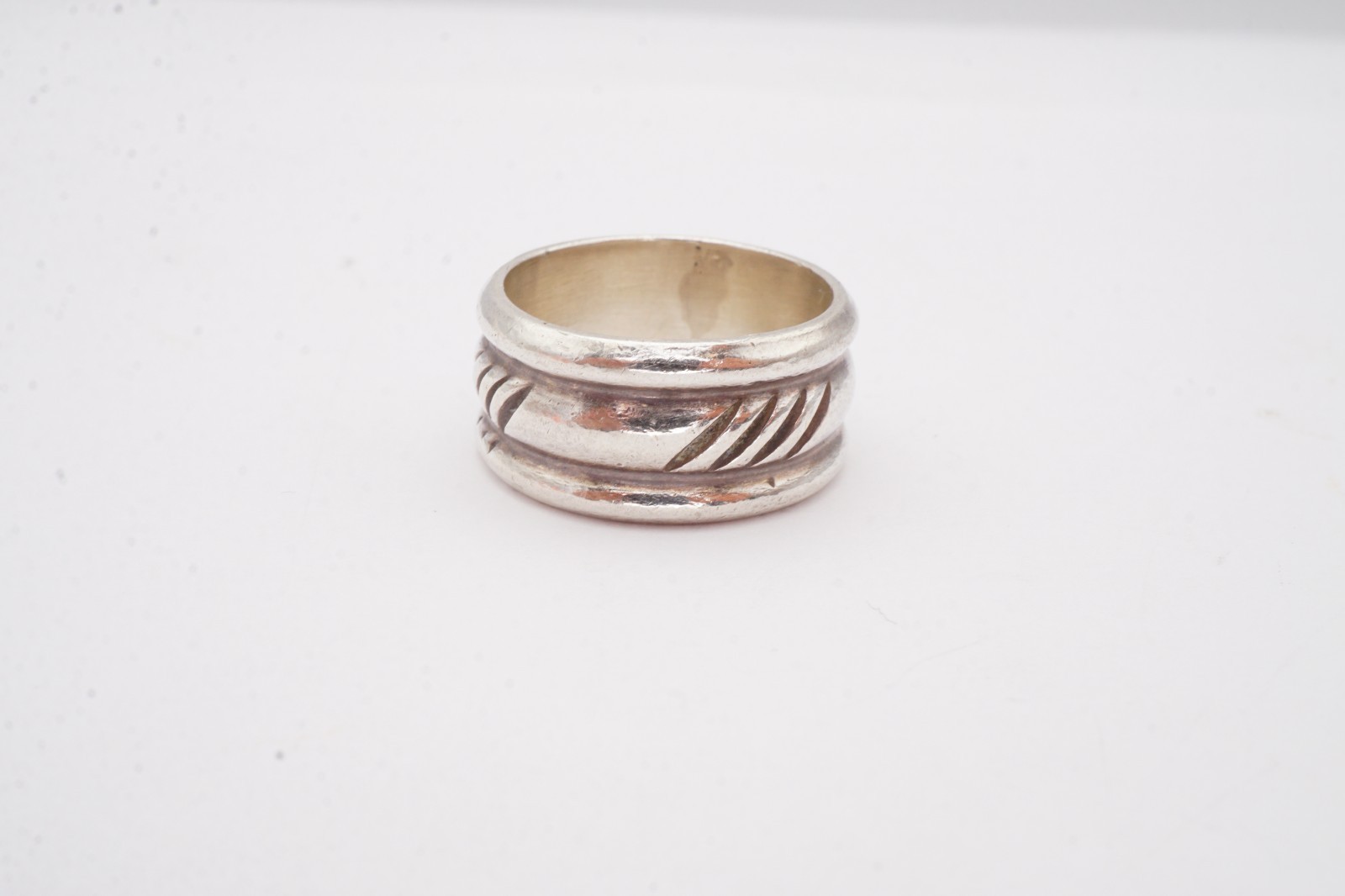 Vintage Sterling Silver 925 Ring Size 6.75 Textured