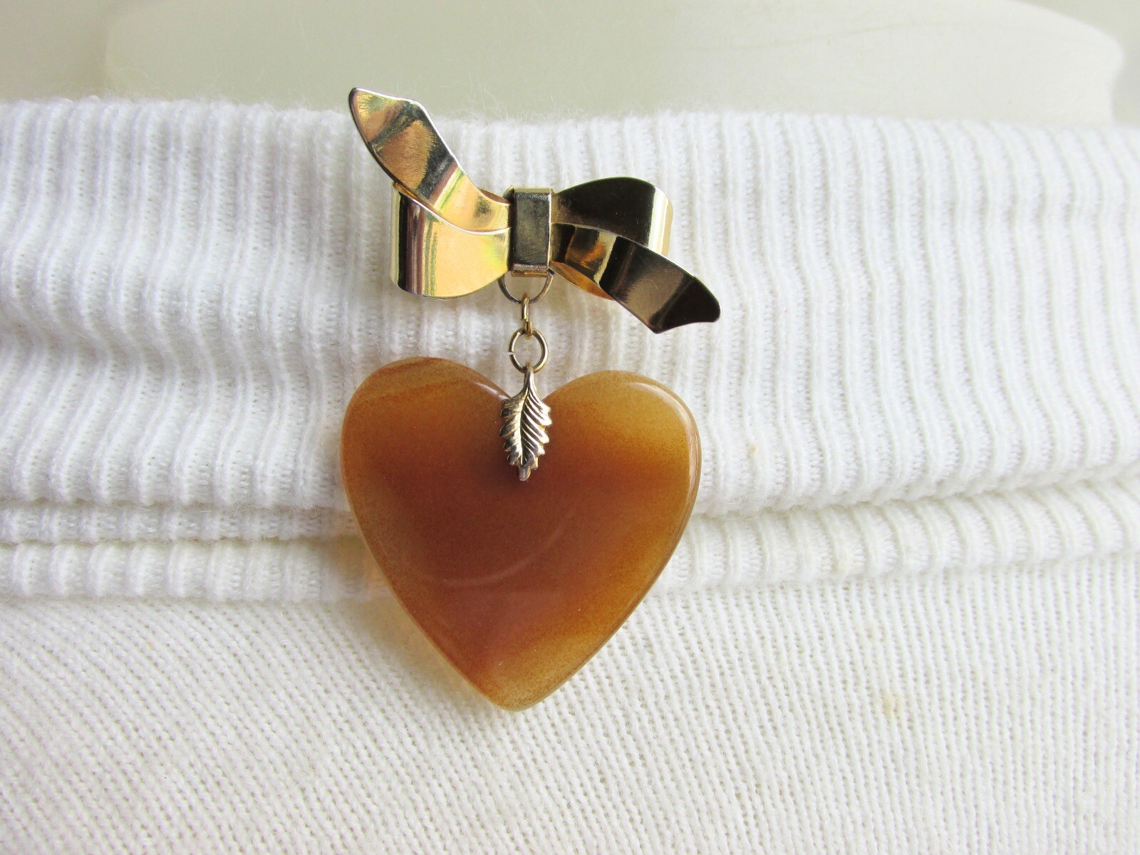 Vintage Carnelian Heart Dangling Bow Pin Gold Plate Translucent Stone