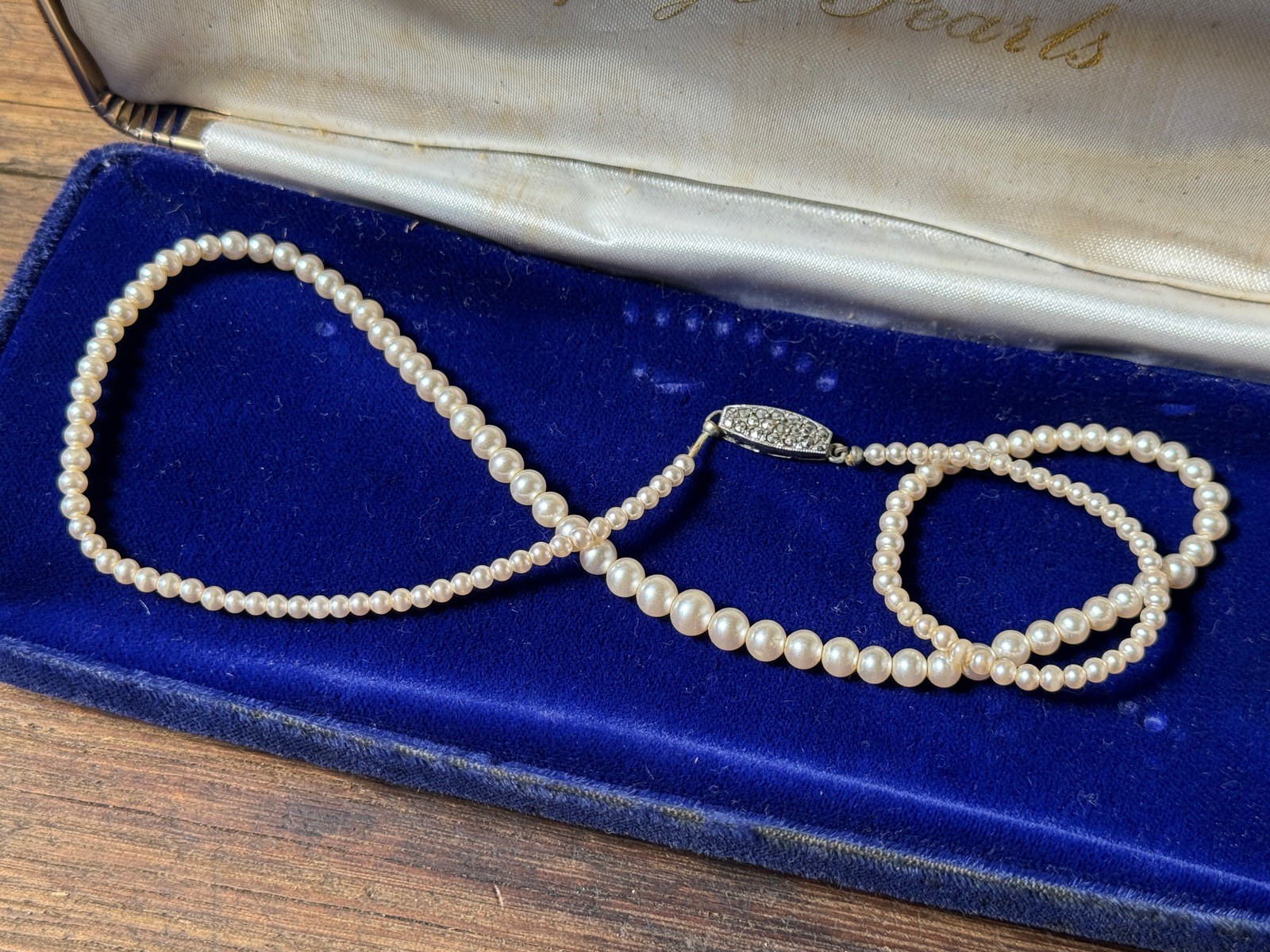 Vintage c.1920’s ‘LAFAYE PEARLS’ Melbourne Australia Pearl Necklace Silver Clasp