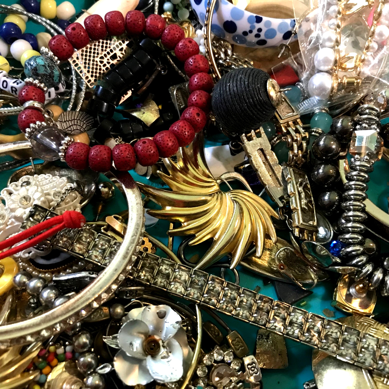 1/2 lb Mixed Vintage-Now ESTATE Jewelry lot ALL WEARABLE, NO JUNK, PAIRED 🌺
