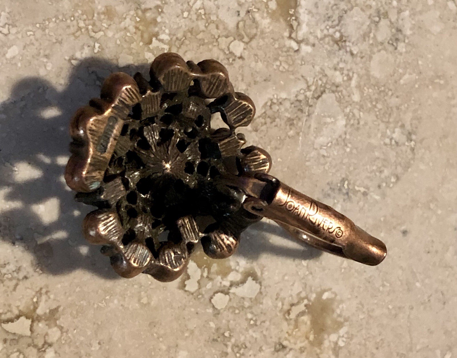 ✨💖🌟VINTAGE JOAN RIVERS ✨AURORA BOREALIS Crystal Cluster Copper Earrings