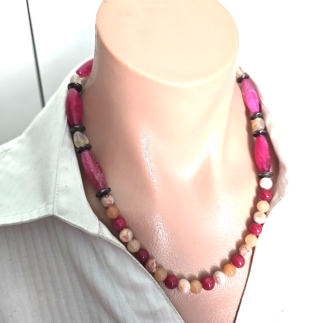 Vintage Hematite Quartz Agate Stone Beads Necklace 20″L