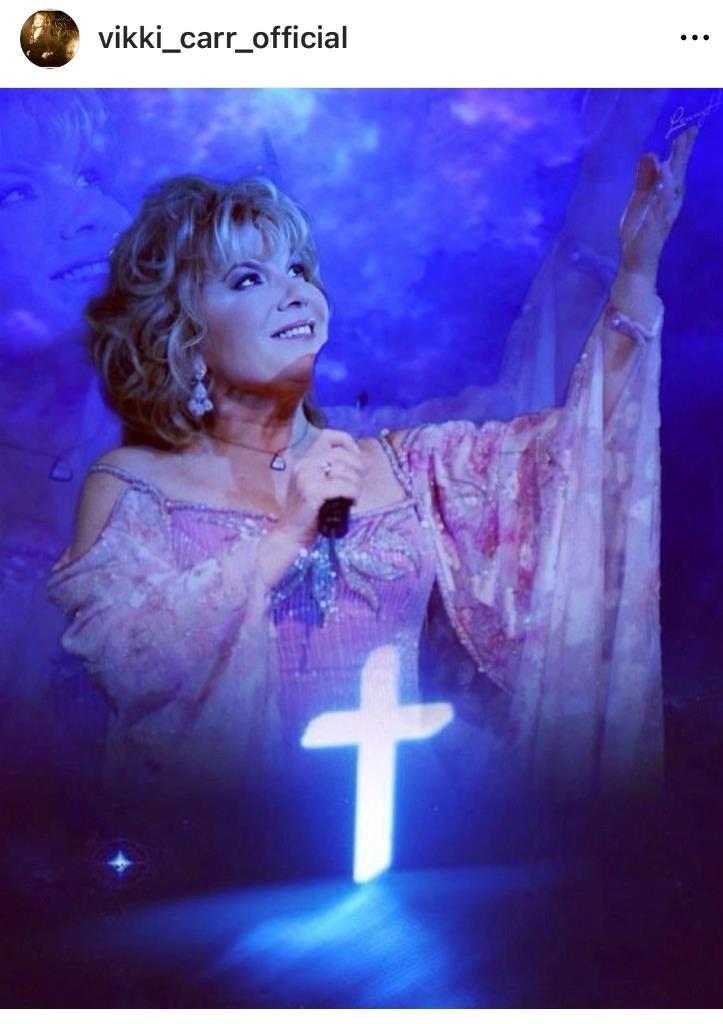 Vikki Carr Cross Bracelet Silver Certificate Of Authenticity I Can Do Everything