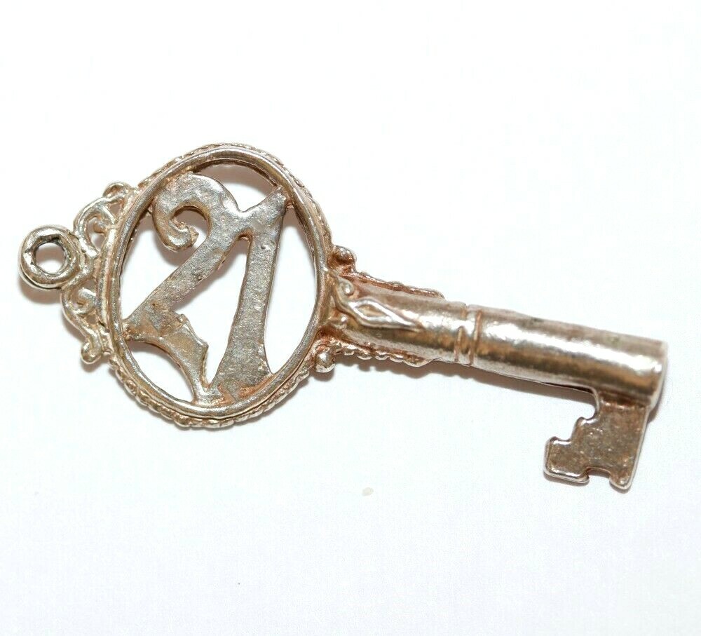 Vintage Sterling Silver Fancy 21st Birthday Anniversary Key Charm Pendant 2.5g