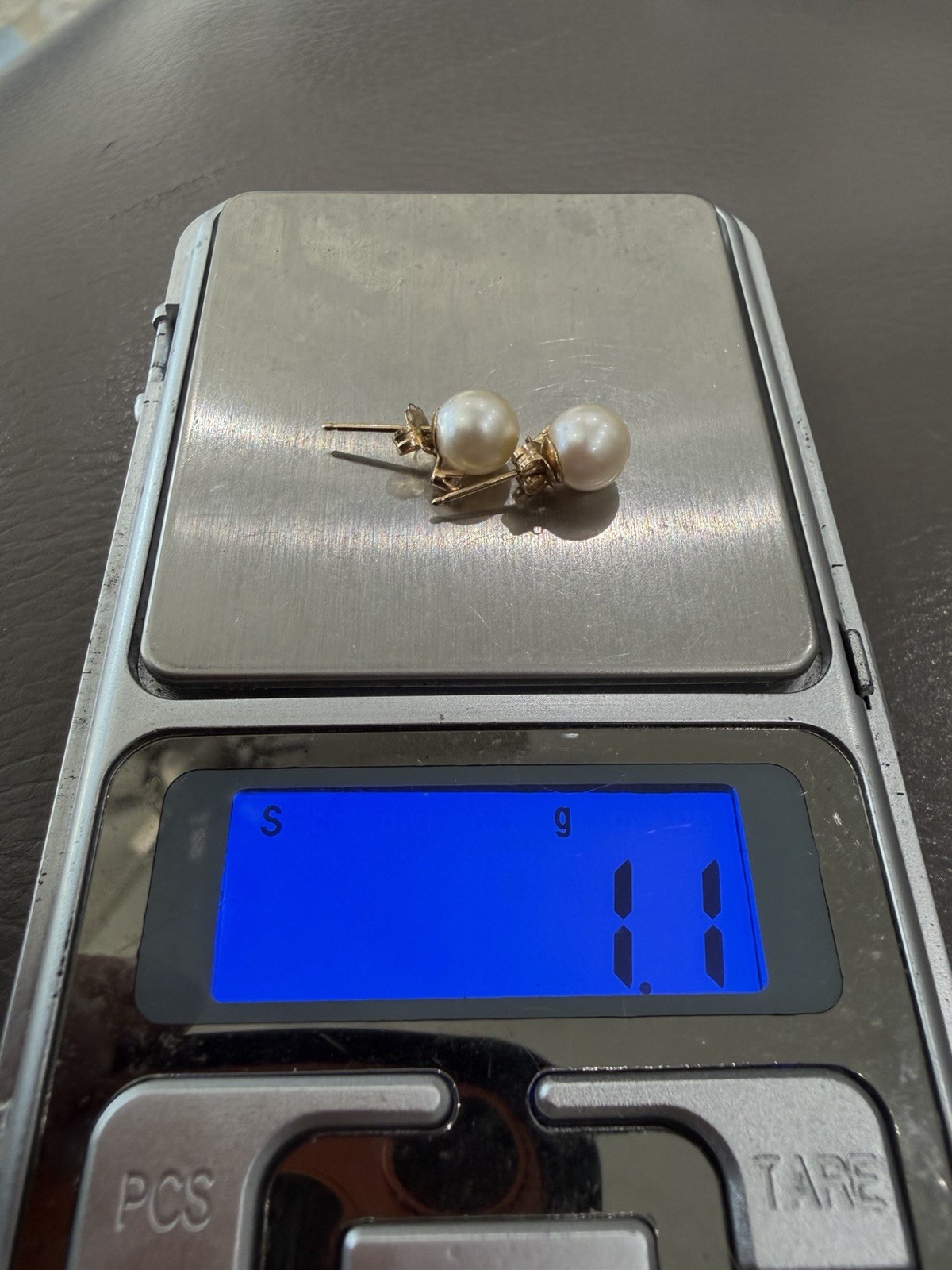 14 kt / 585 Estate Gold Pearl diamond Earrings – STUNNING Pair – 5mm 14k