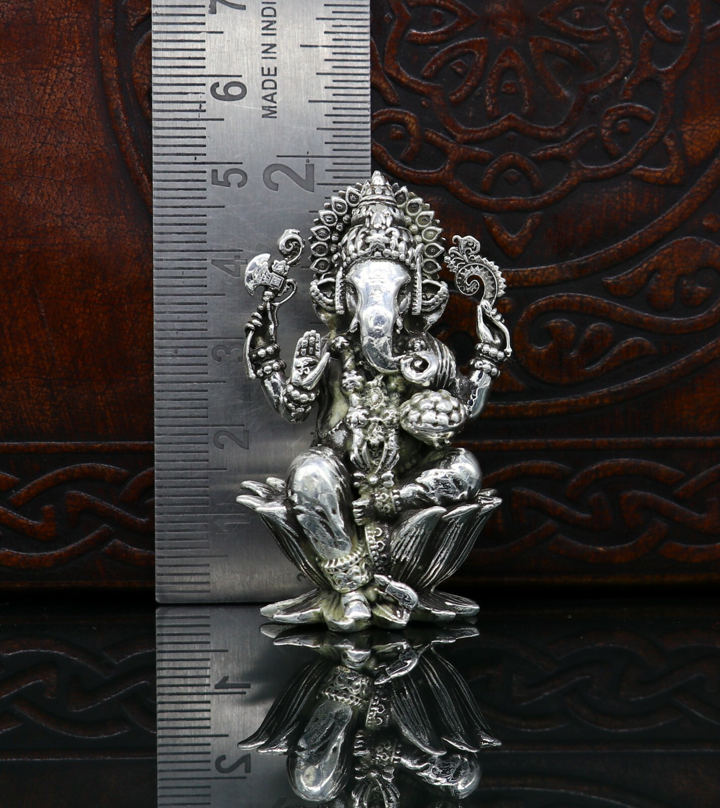 925 sterling silver Gorgeous Lord Ganesha statue, figurine, puja article su213