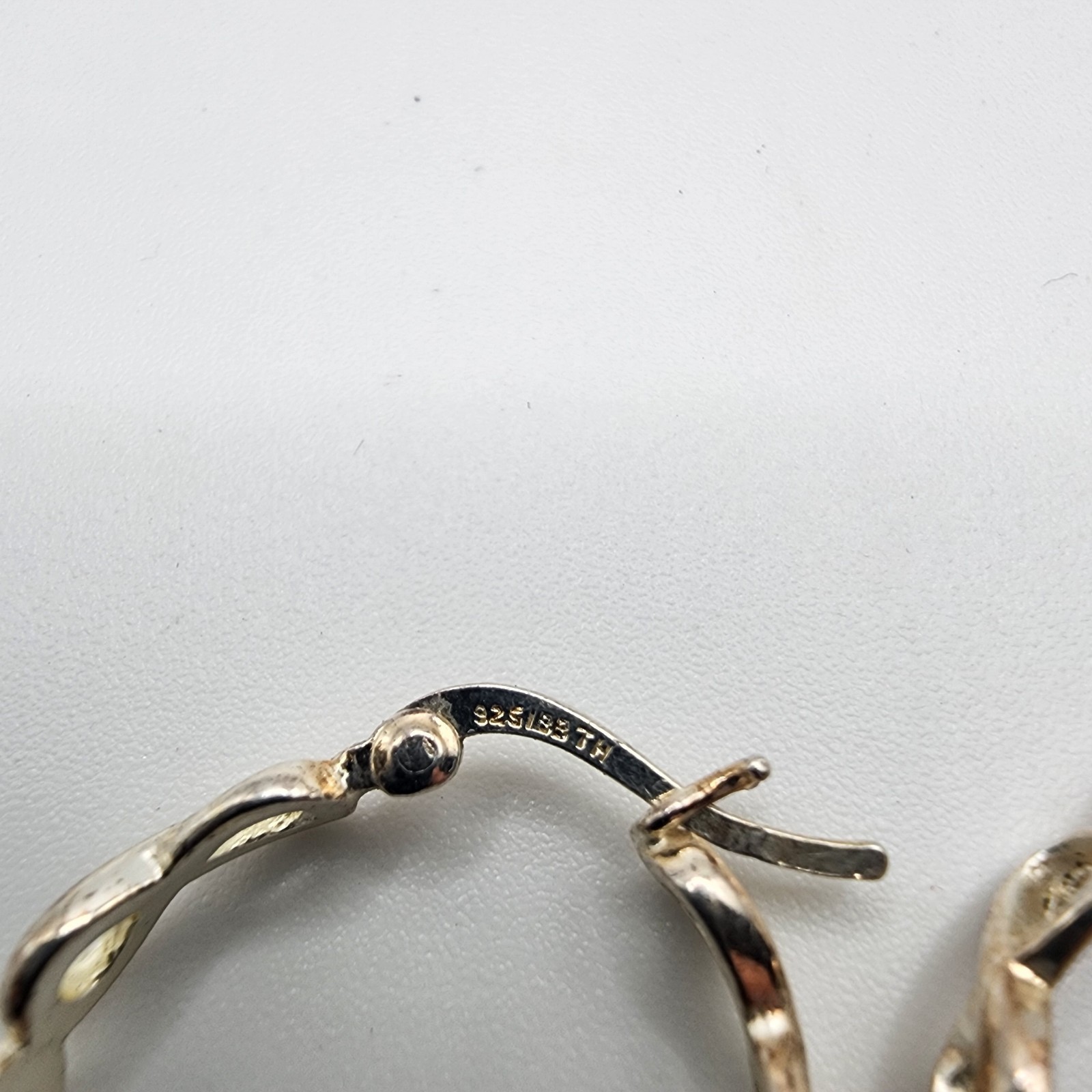 Vintage Infinity Pattern Earrings Sterling Silver 925 Stamped Women’s Jewelry