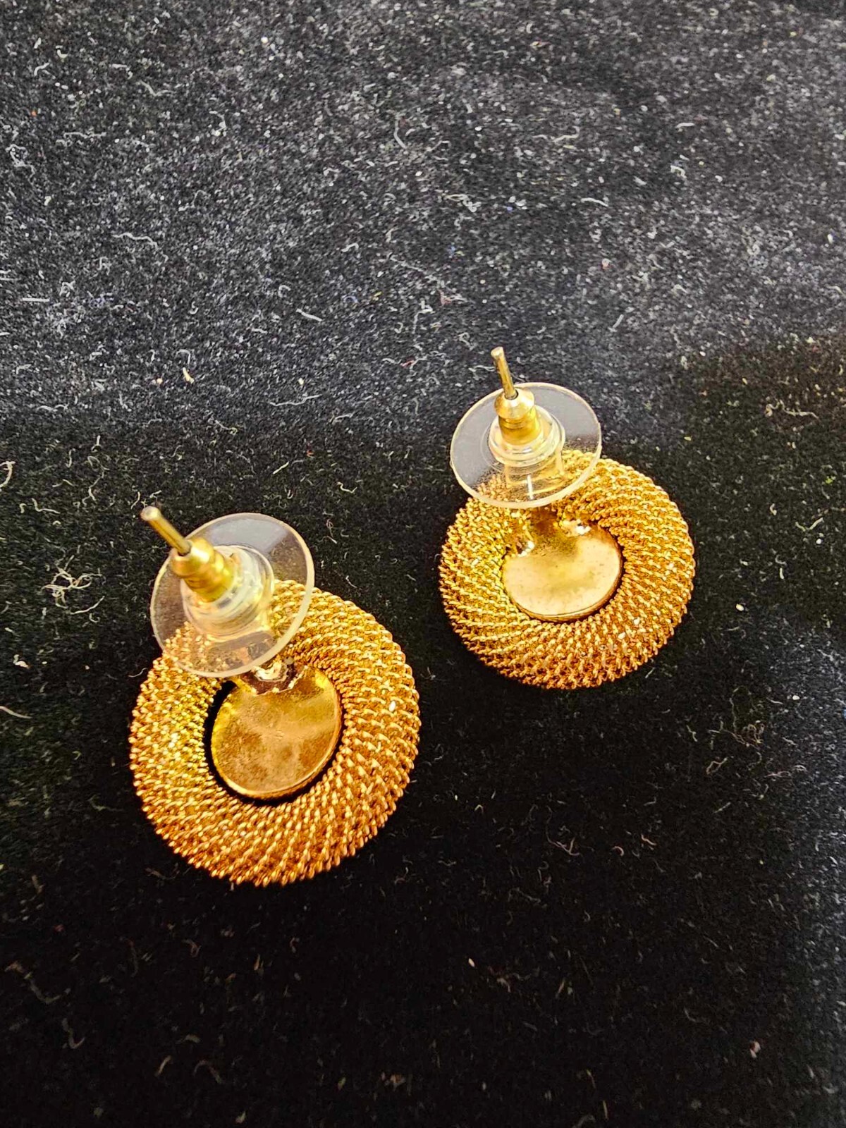 Vtg Goldtone Stud Earrings round circle – NICE- S18