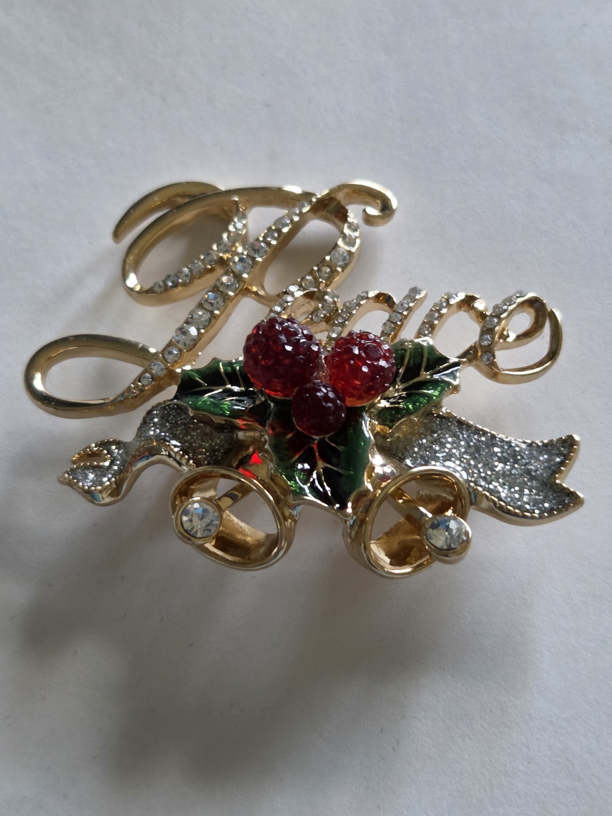 Vtg Napier Crystal ‘Peace’ with Holly Brooch in Box