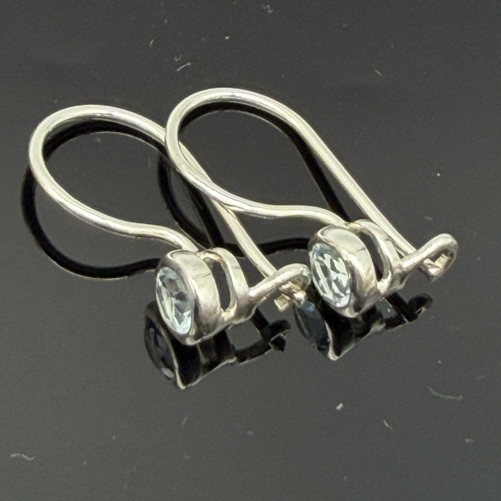 Sterling Silver Dainty 4mm Blue Round Cubic Zirconia Drop Pierced Earrings