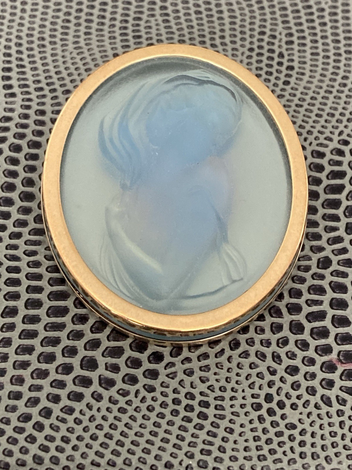Lalique Blue Intaglio Cameo Brooch In Box