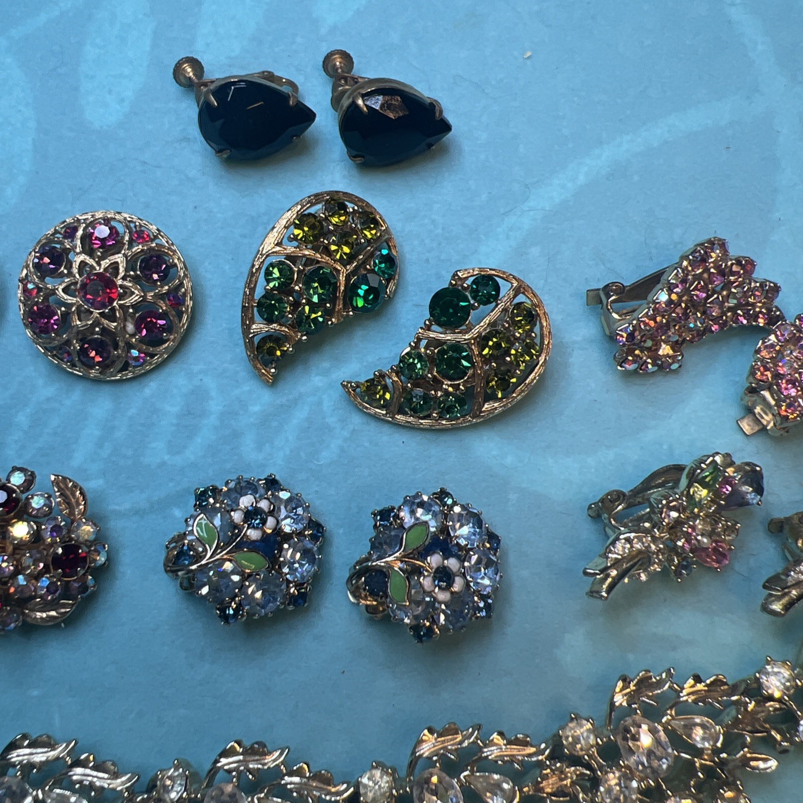 Lot 7 Pr Vintage Clip Earrings Lisner, Kramer, Weiss & Haskell & Lisner Necklace