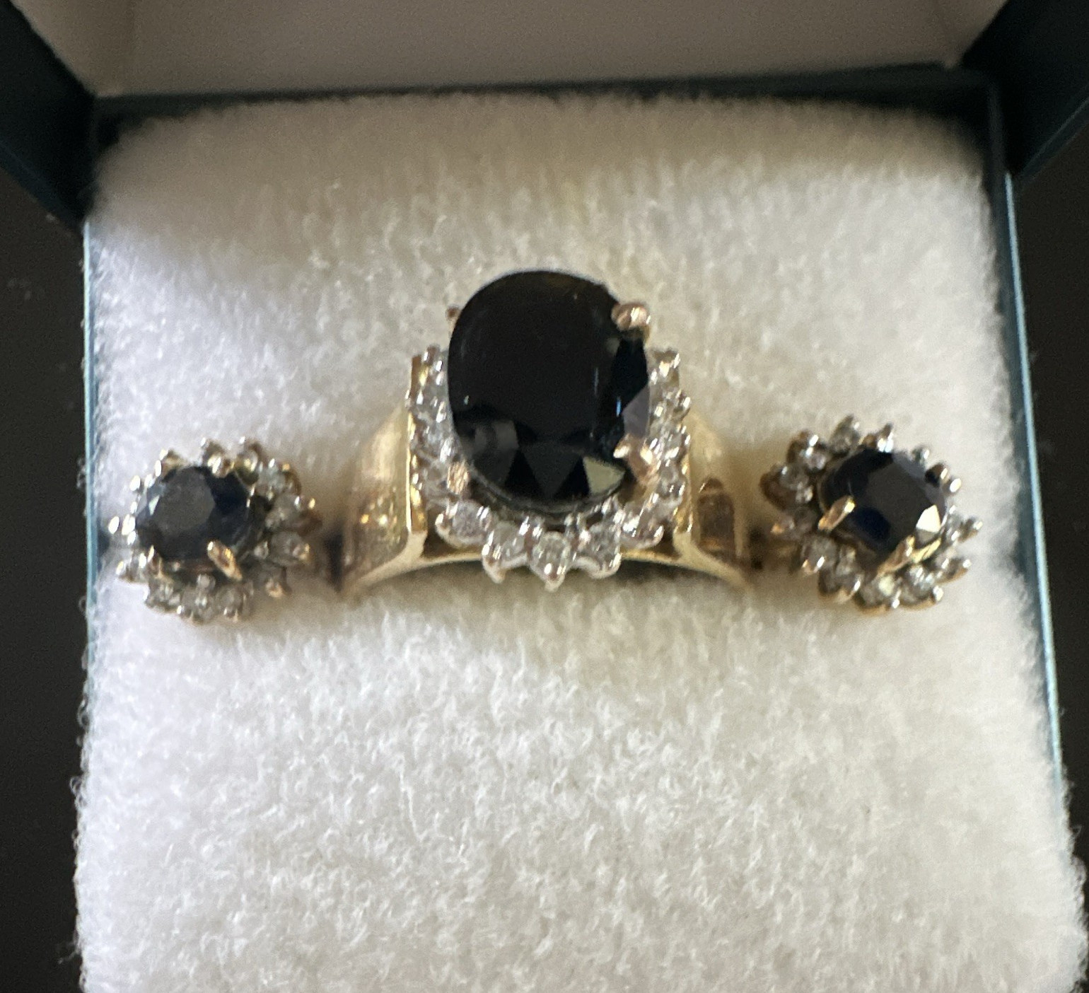 Vintage Yellow Gold Oval Blue Sapphire Halo Cluster Ring, Diamond Accents, 4/5