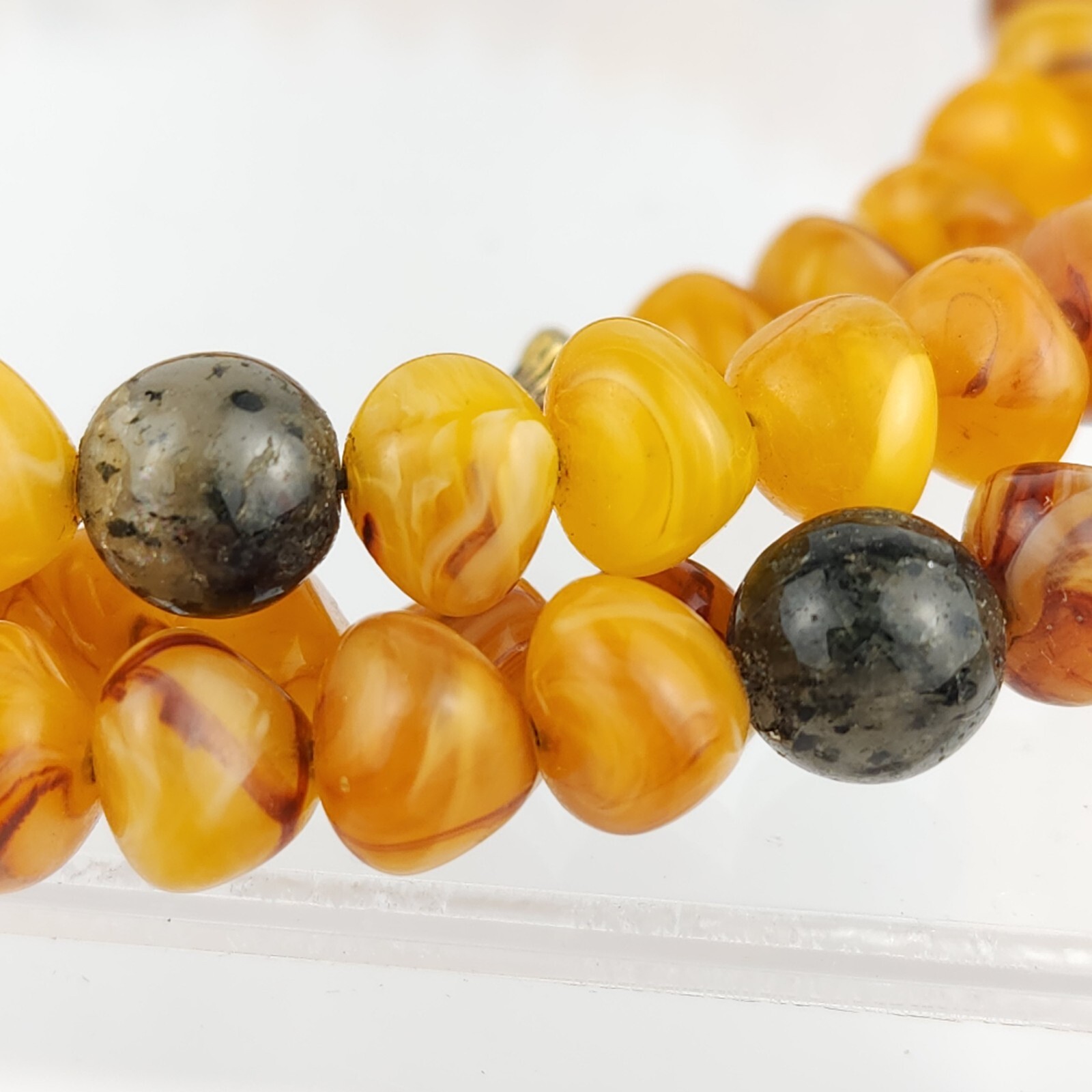 Vintage Amber Tone Memory Wire Choker Necklace Fluorescent Glass & Gemstones 56g