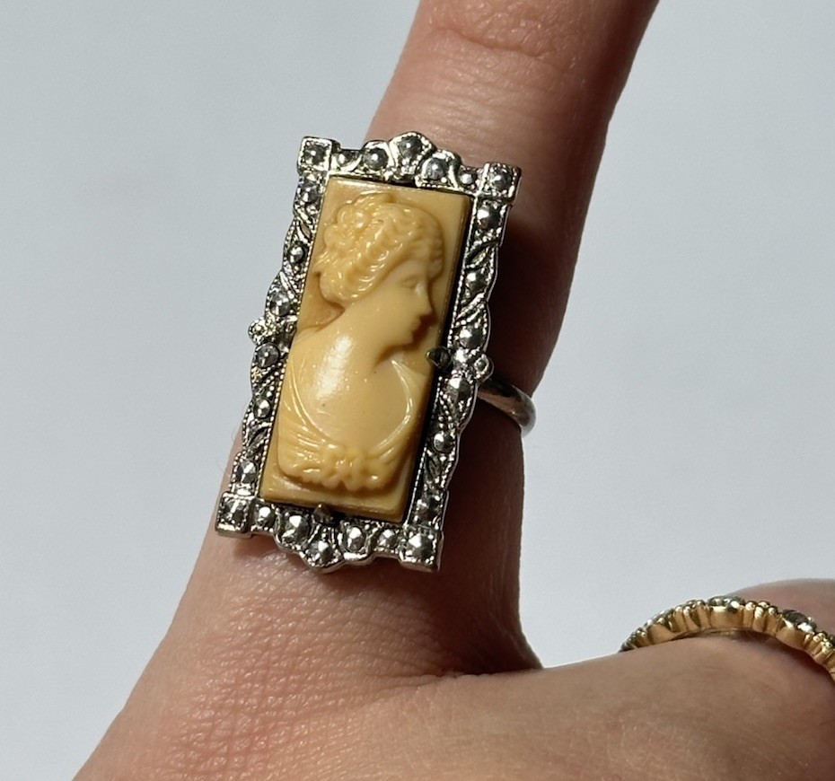 Art Deco Celluloid Rectangle Cameo Marcasite Silver Tone Ring Size 3.5 Uncas Co