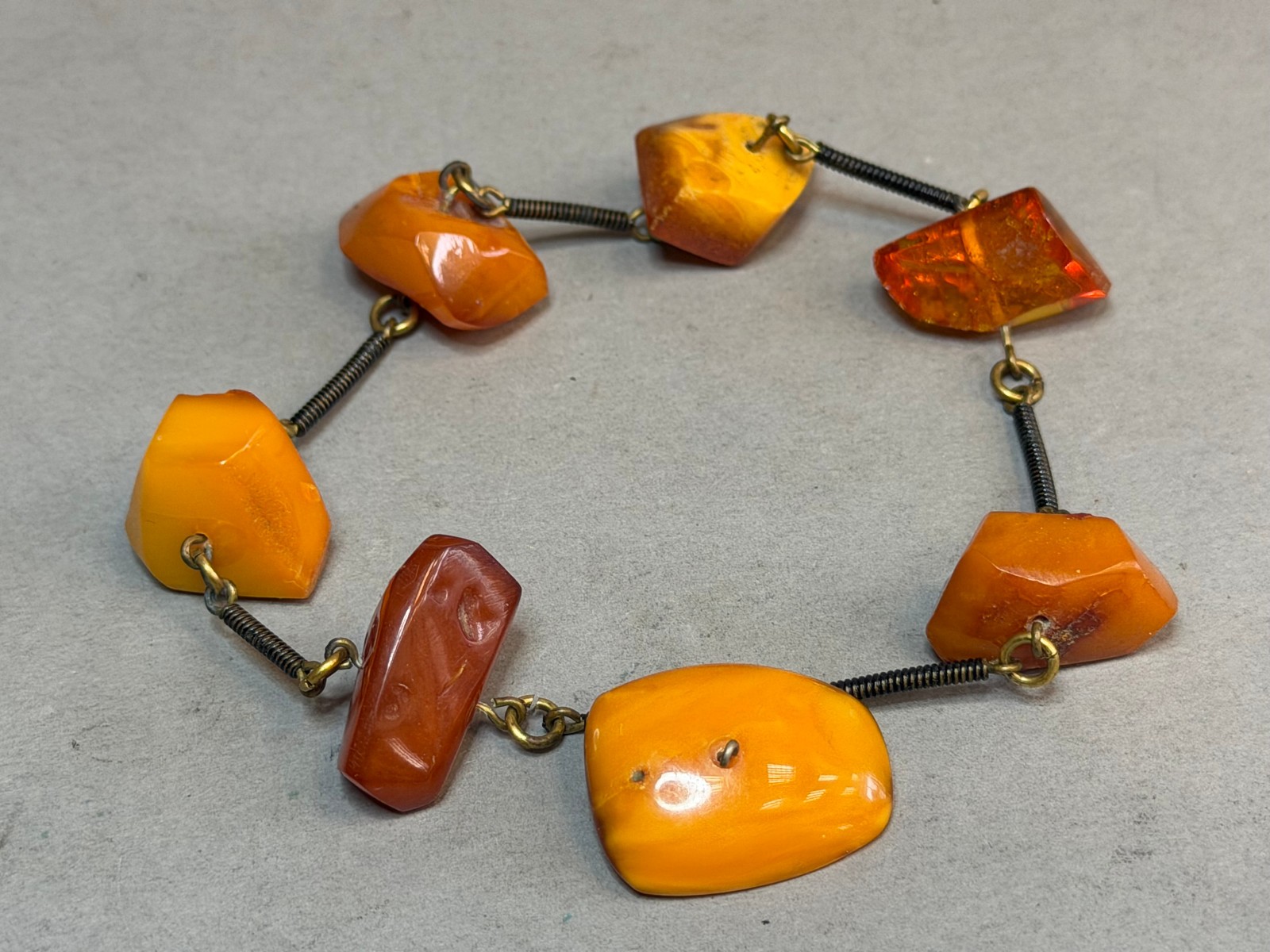 NATURAL OLD ANTIQUE YELLOW BUTTERSCOTCH BALTIC AMBER BRACELET 16,9 gr