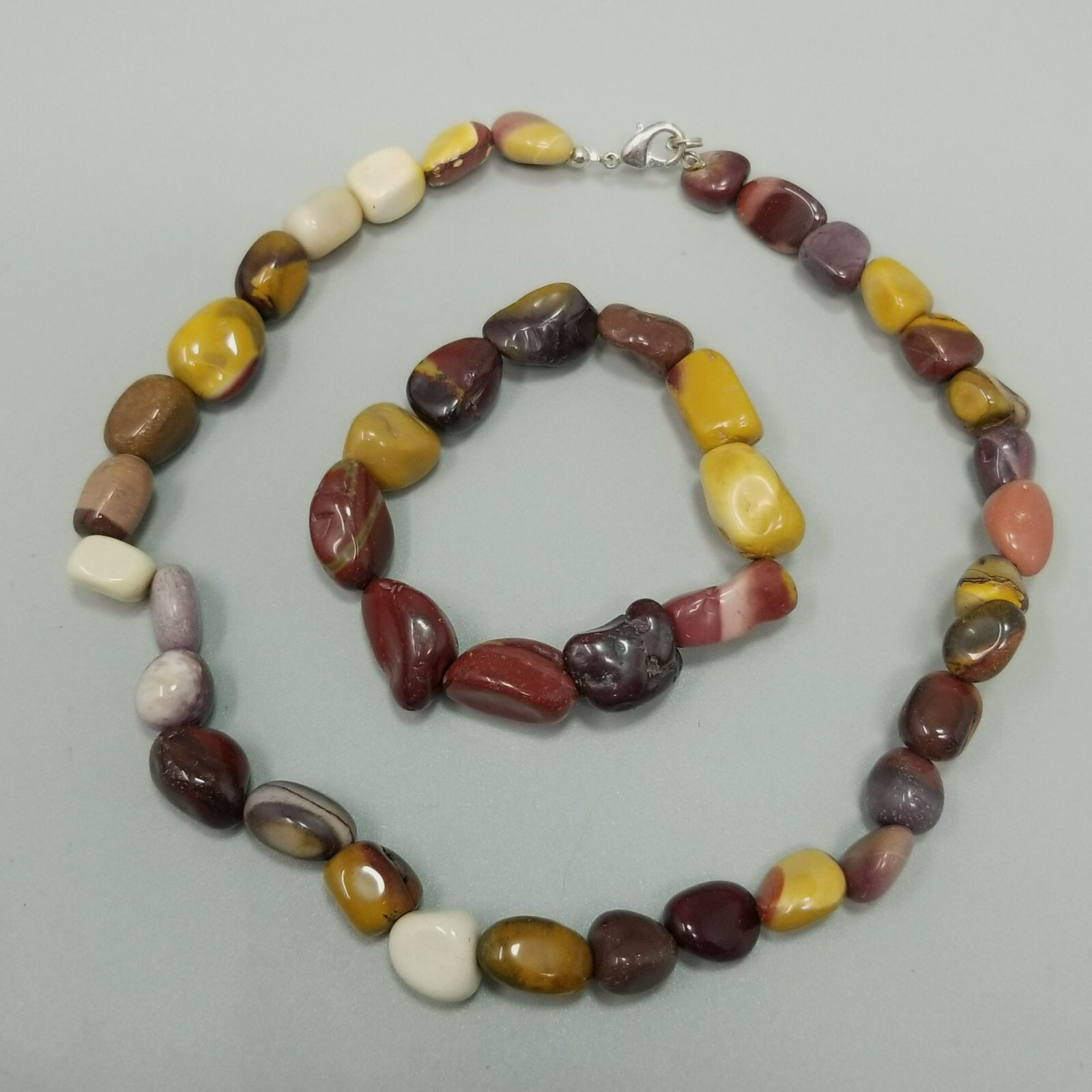 Vintage Red Yellow Stone Beaded Set 16 Inch Necklace Stretch Bracelet