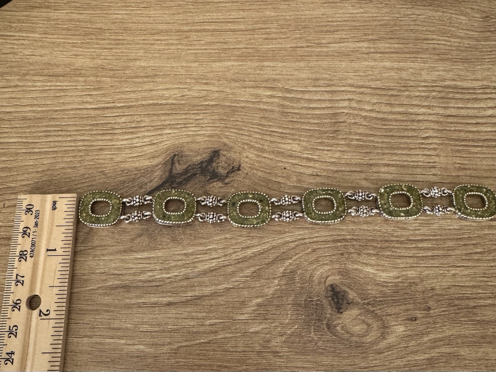 Vintage Sterling Silver Link Bracelet Green Stone Bezel Set Toggle Clasp 7.5 in