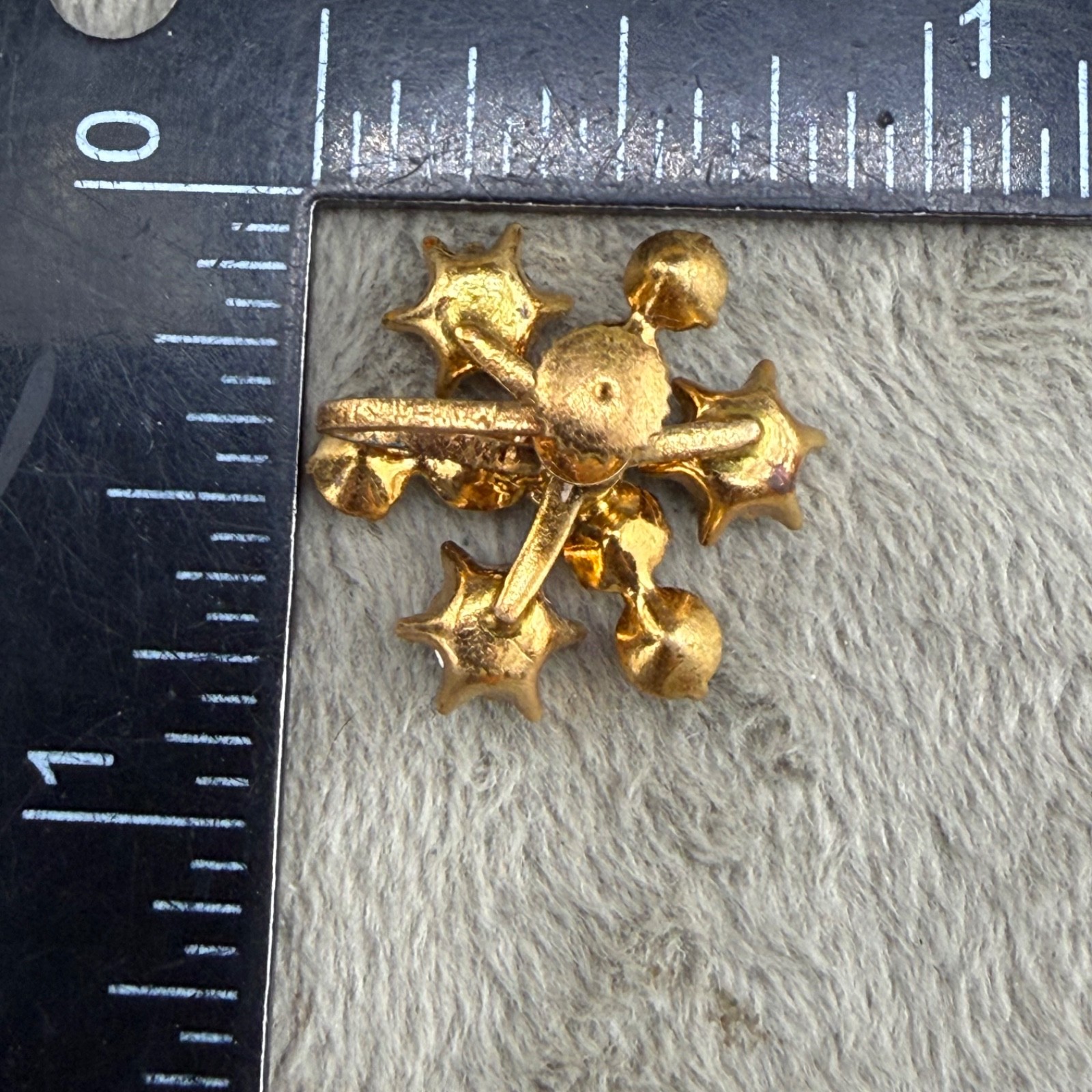 Vintage Czech Rhinestone Screw Back Earrings Green AB Gold Tone
