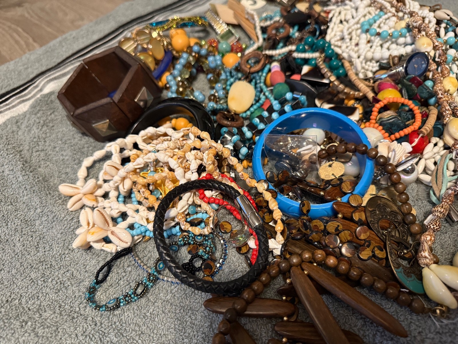 1 lb Coastal Wearable Curated Jewelry Mystery Lot Vintage to Modern Shells Beach