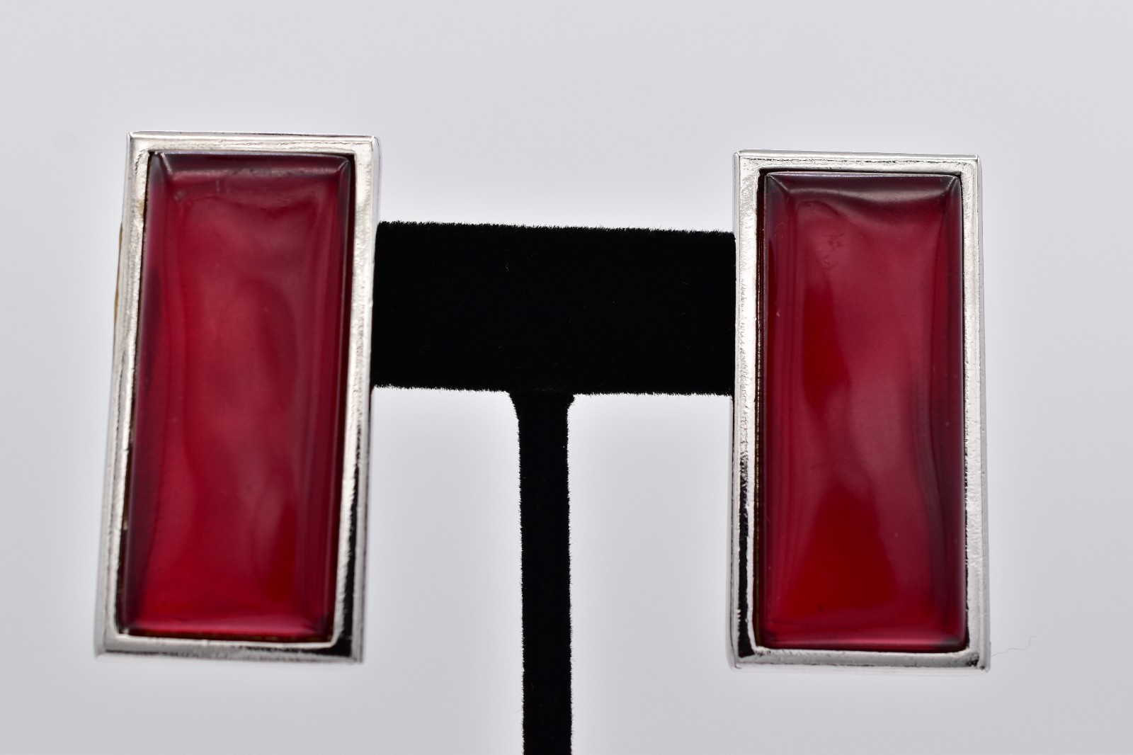 YSL Yves Saint Laurent Red Resin Silver Tone Pierced Earrings Vintage Flaw BinBF