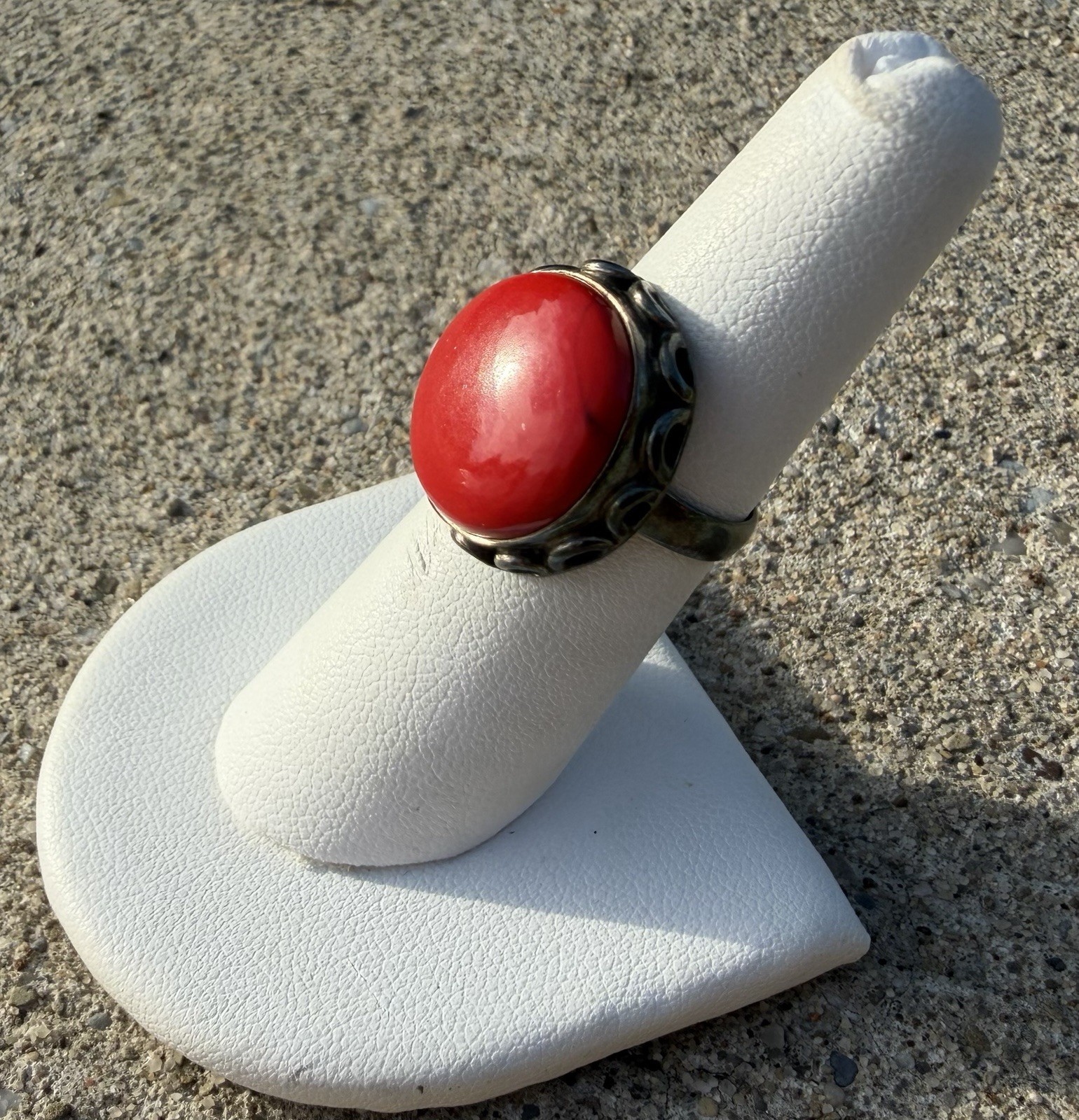 Native Sterling Silver Round Red Coral Ring Sz 6