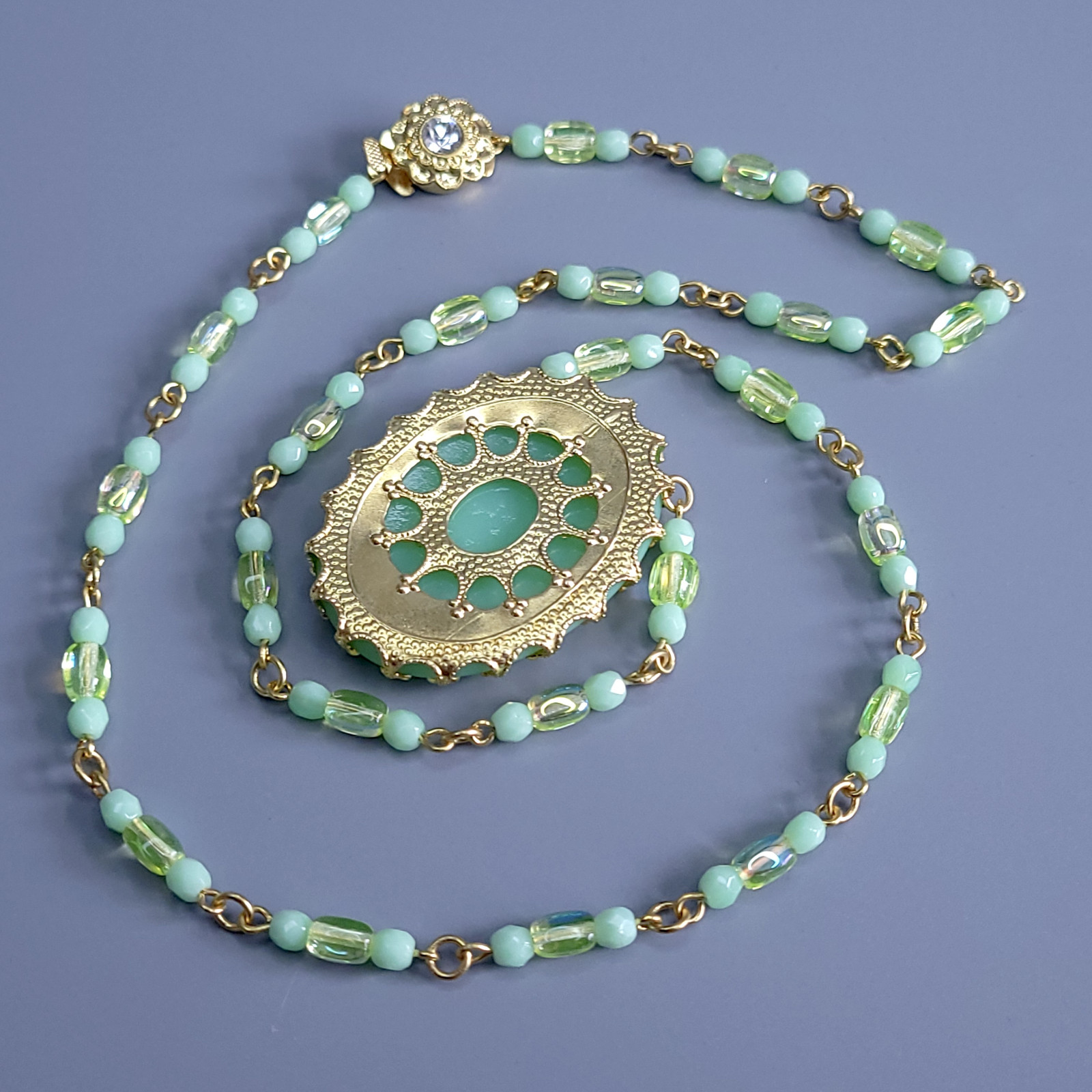 Uranium Glass Necklace 21” Cameo Pendant Vaseline Green Czech Beads