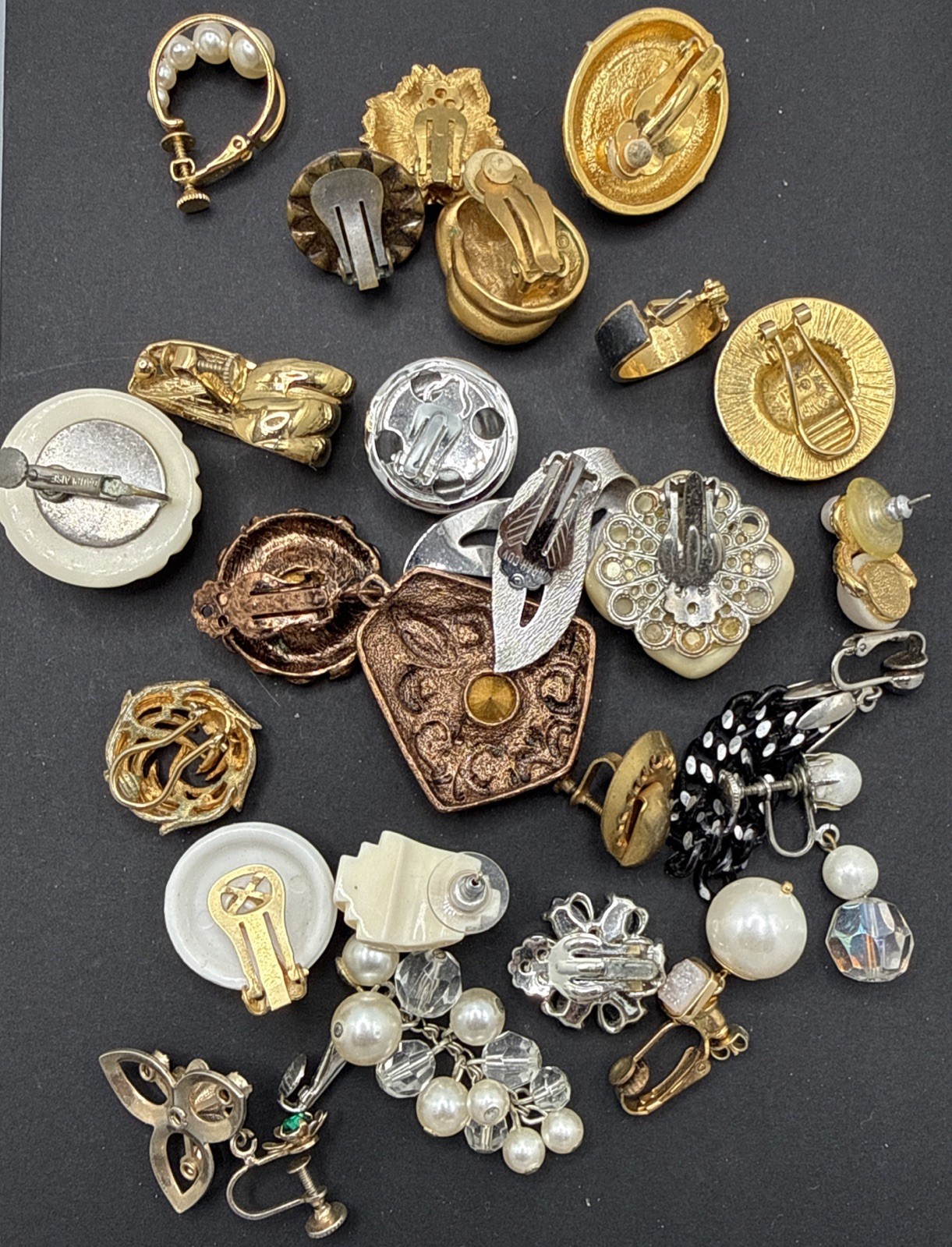 Lot Of SINGLE Earrings Mostly Vintage Clip On – Parts Craft – Some Signed E3-7