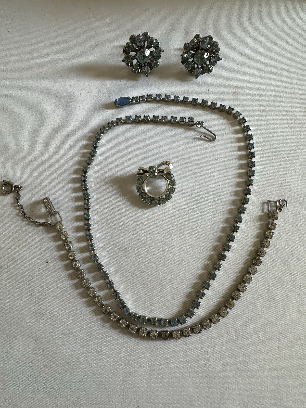 Vintage Rhinestones Jewelry Set Necklace Bracelet Pin Earrings Blue Clear