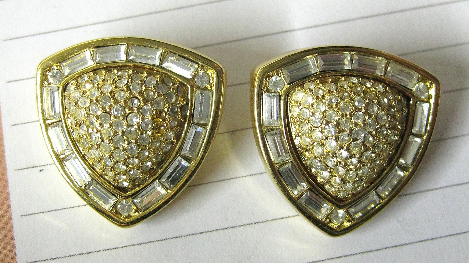 Vintage Christian Dior Earrings Clip On Gold-plated Shield Design White – BINo