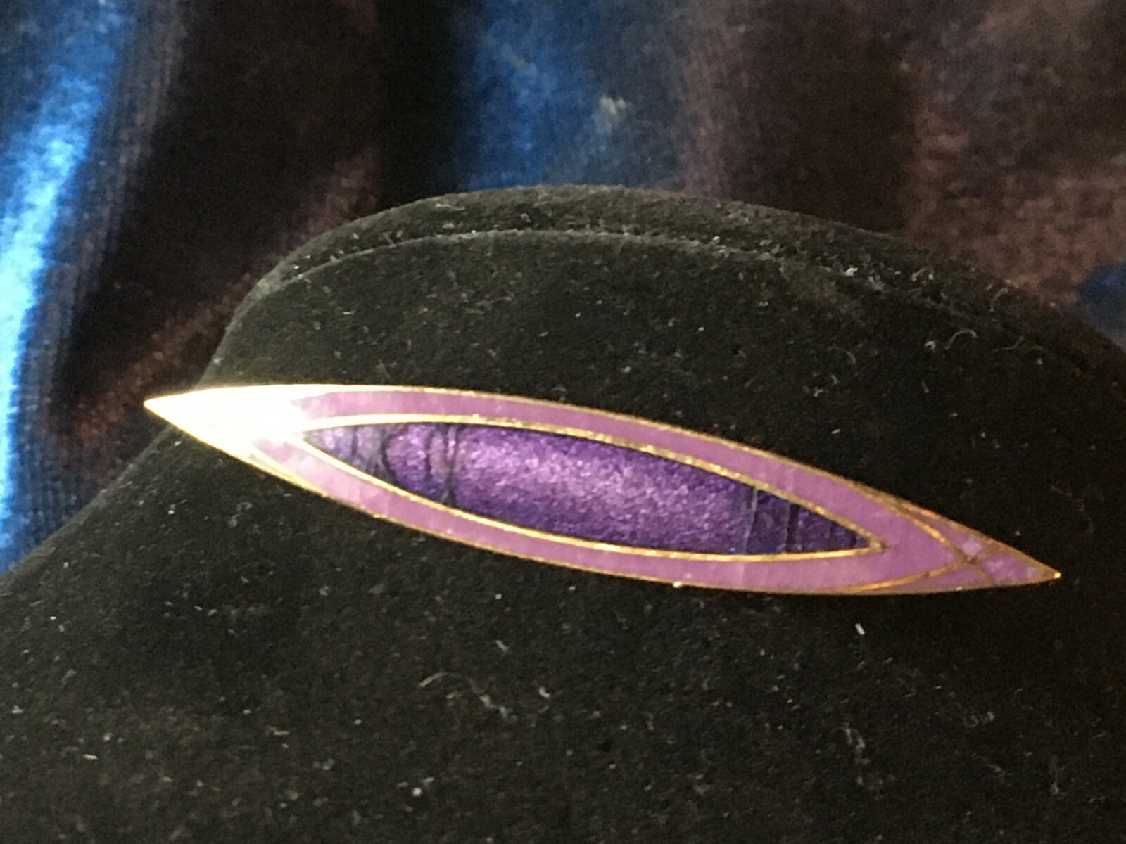 Vintage Elongated Arrow Purple Enamel Gold Tone 3″ Tie Bar Brooch -Animal Rescue