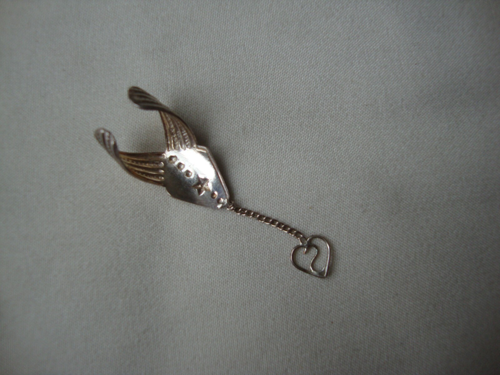 VTG EMBOSSED STAR CUFF DANGLING OPENWORK ” SWEETHEART ! ” SILVER 925 EARRING