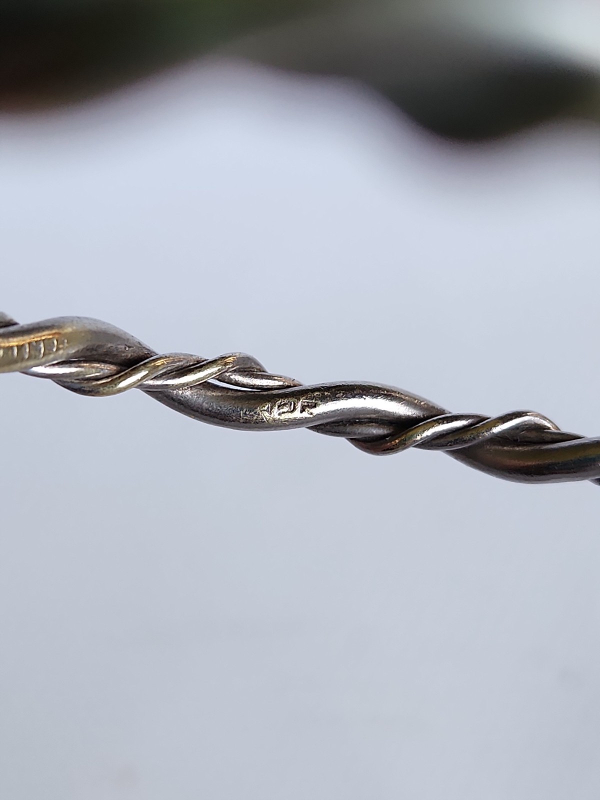 925 Silver Twisted Wire Bracelet Unreadable Brand Name Marking Inside Sz 7.5″