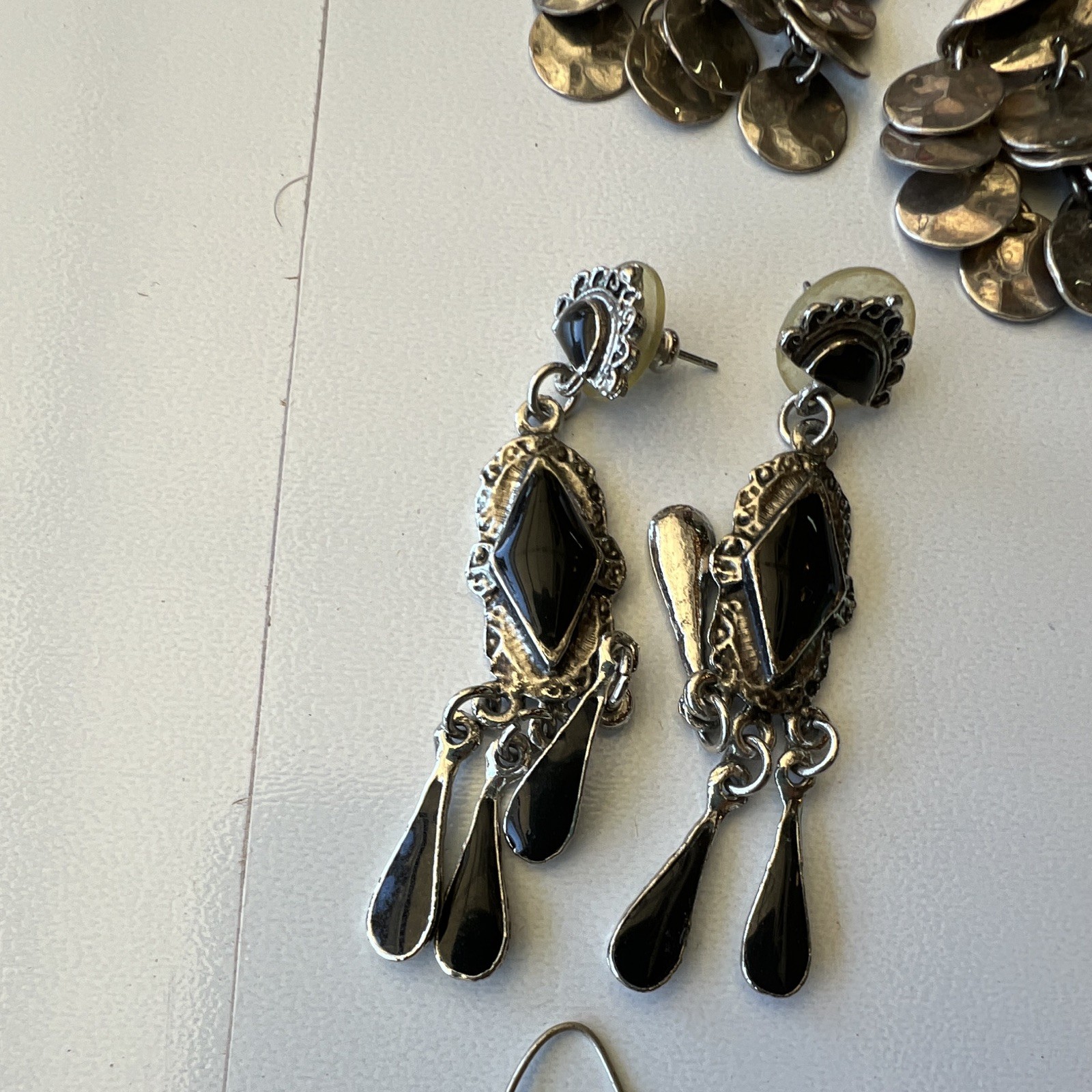 VTG / Retro Statement Dangling Earring Lot 2 – – Assorted 90s, Y2K