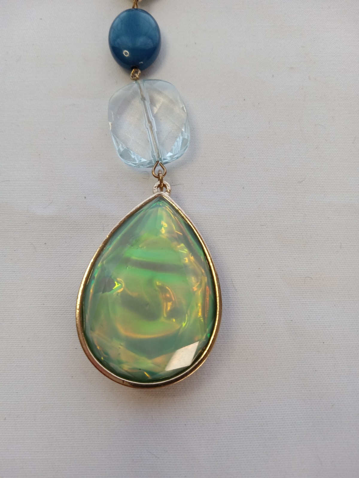 Vintage Gold Tone Blue green Faux Lucite 1,87 oz