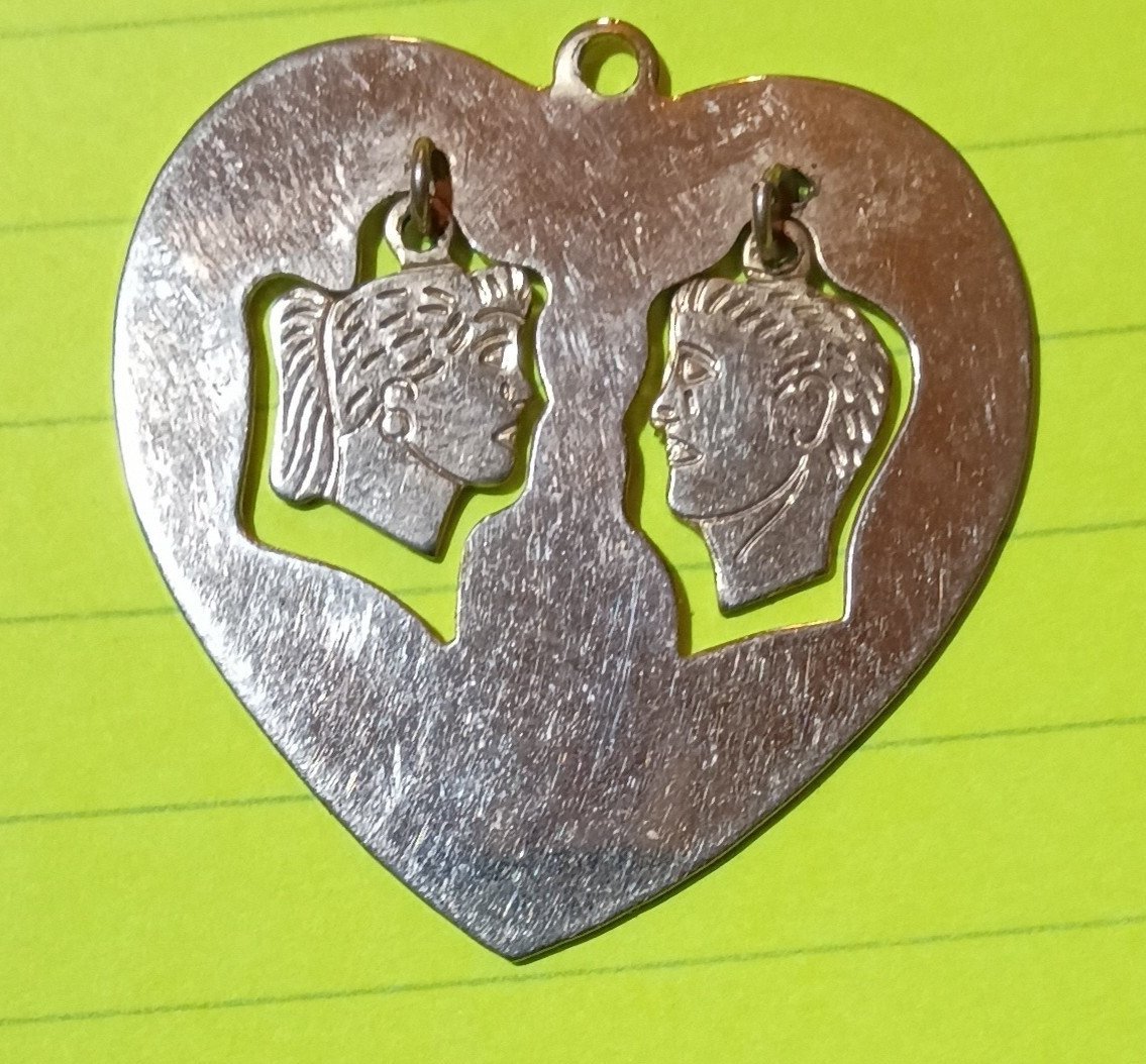 Silver Heart Charm Pendant Dangle with Couple Silhouettes, No Stone