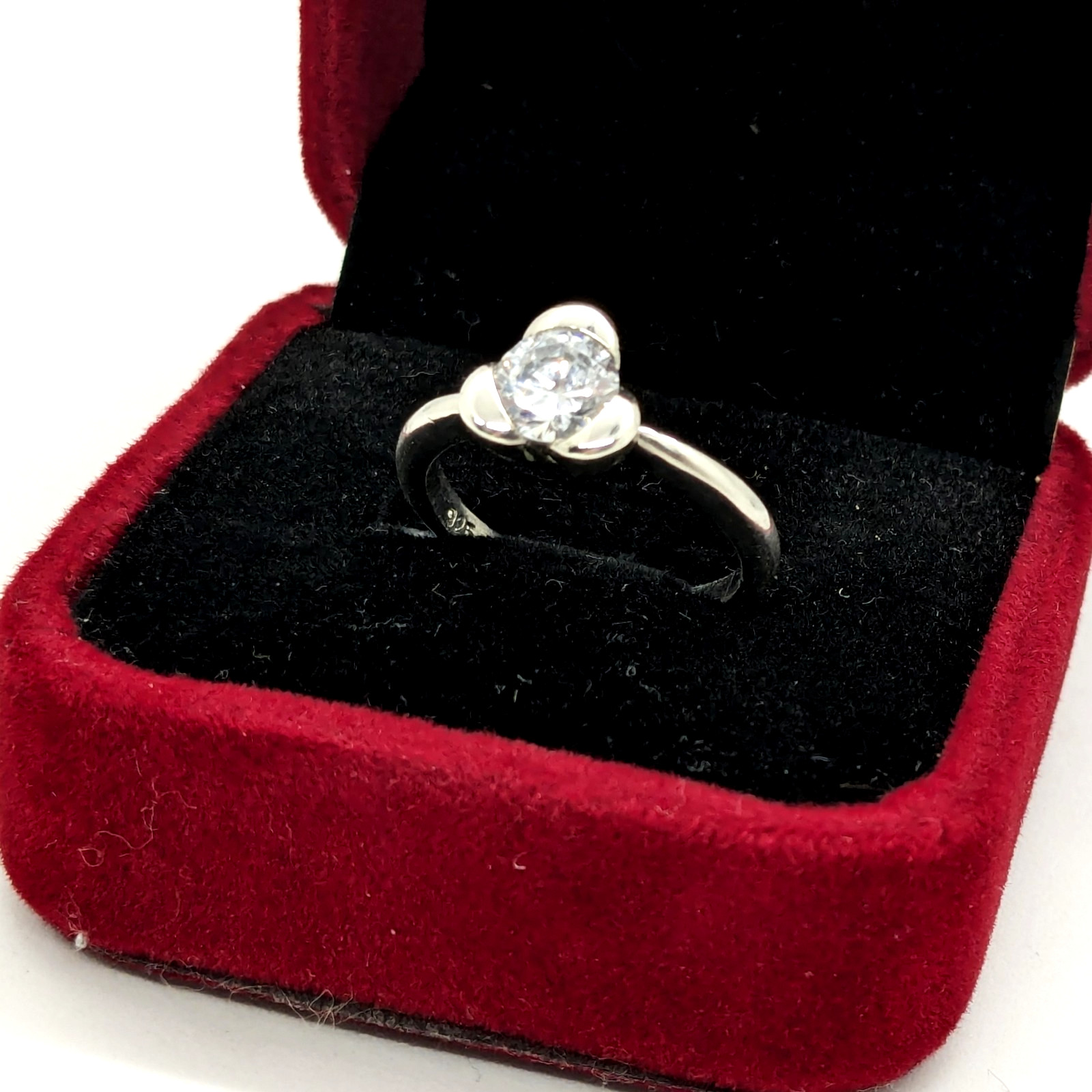 Vintage Elegant RING Silver 925 with Bright Stone -size: 6.5US (16.7mm)| UA #126