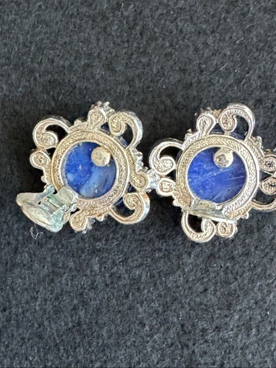 VTG Unsigned Sarah Coventry Fiesta Clip on Earrings Blue Swirl Lucite