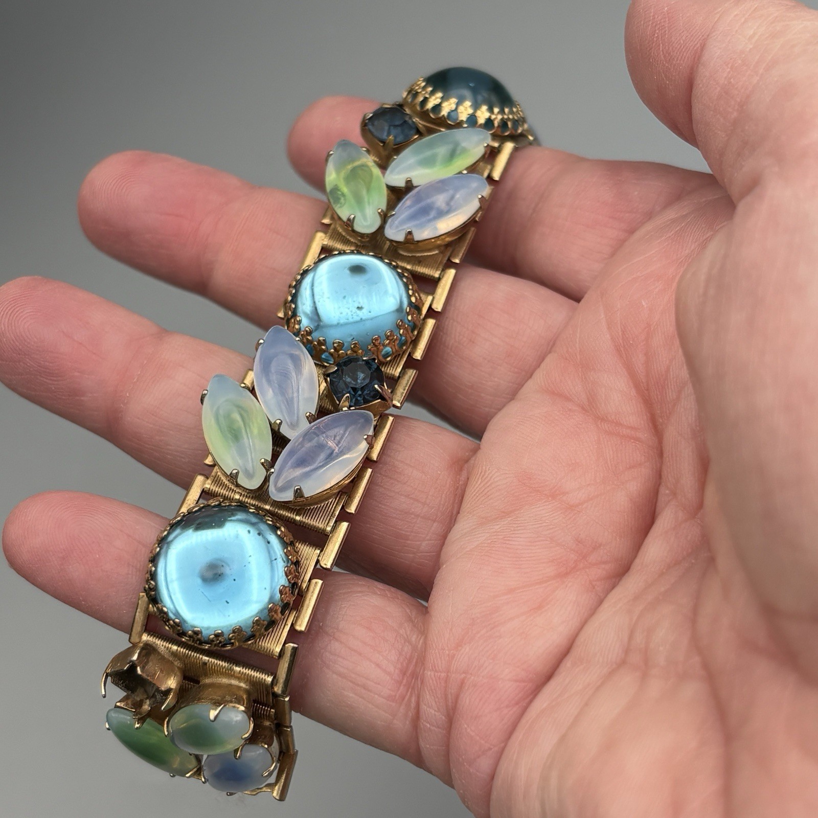 Vintage Bracelet Opaline Navette Glass Cabochon Rhinestone Gold Tone 6.5″ READ