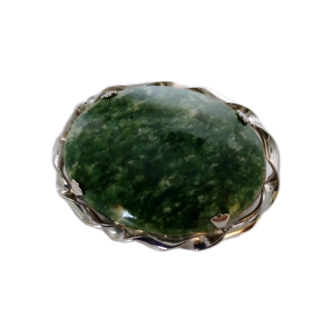 Vintage Green Stone Brooch Silver Tone Pin Victorian Style 1 3/4 by 1 1/4 in
