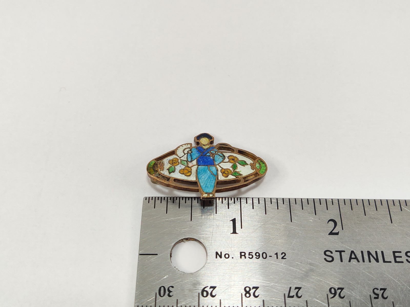Lovely Vintage ASIAN INSPIRED Lady Floral Image Colorful Vivid Enamel Brooch Pin