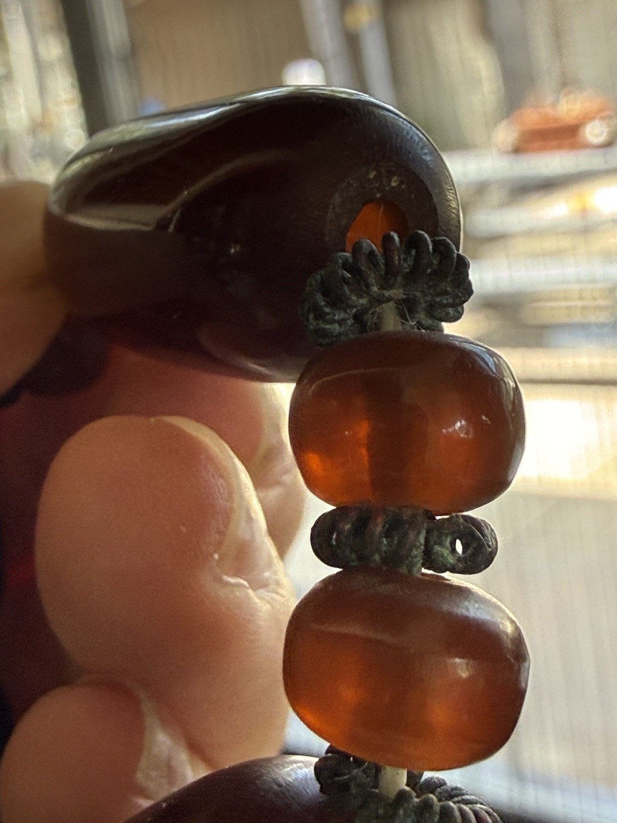 Vintage Cherry Amber Color Phenolic Resin Barrel Bead Necklace 20” 53g