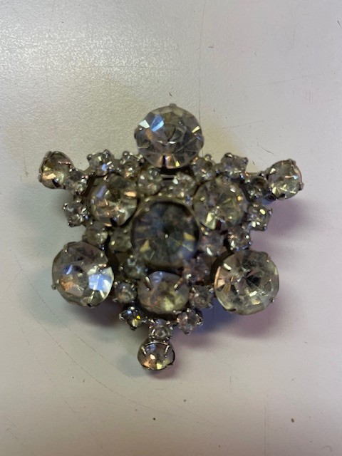 Vintage Clear Stone Pin/Brooch- No Stones Missing