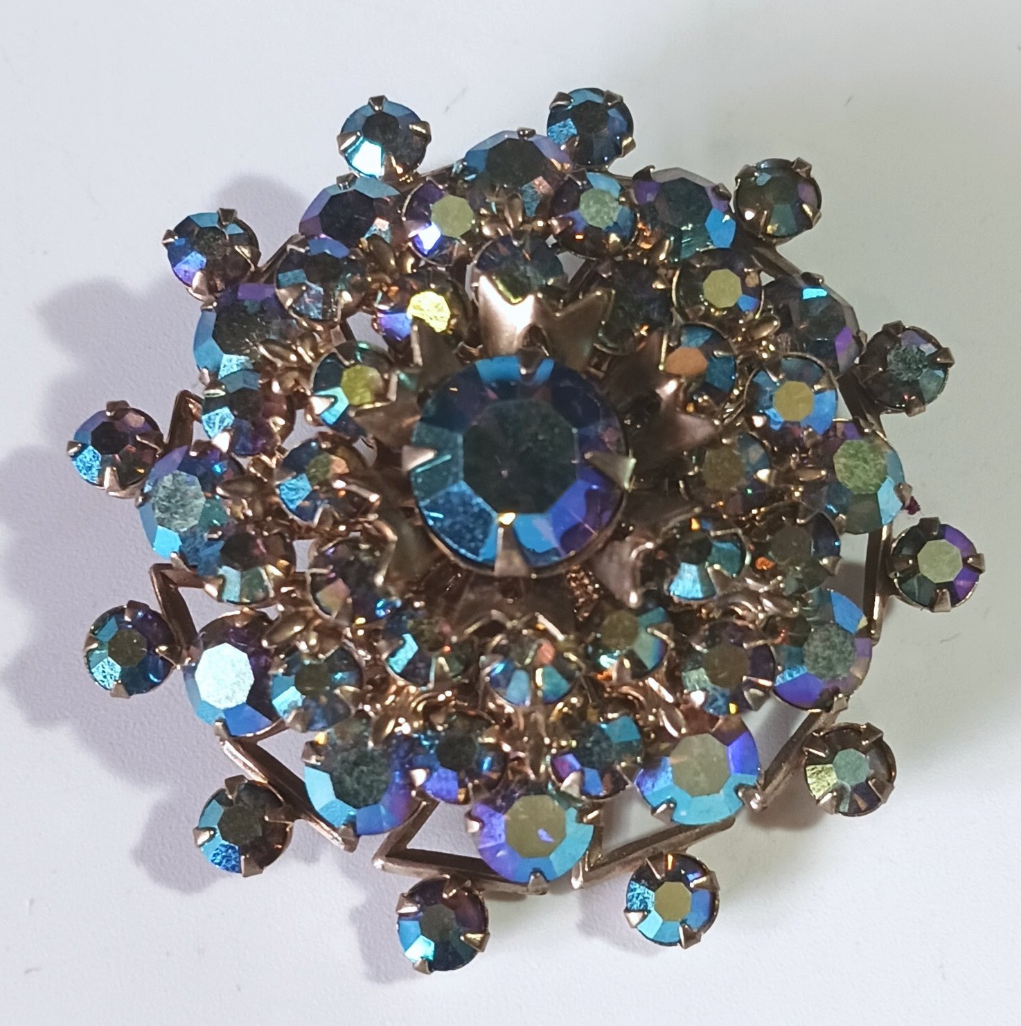 Vintage Layered Gold-tone Brooch w Purple-Blue Aurora Borealis Rhinestones