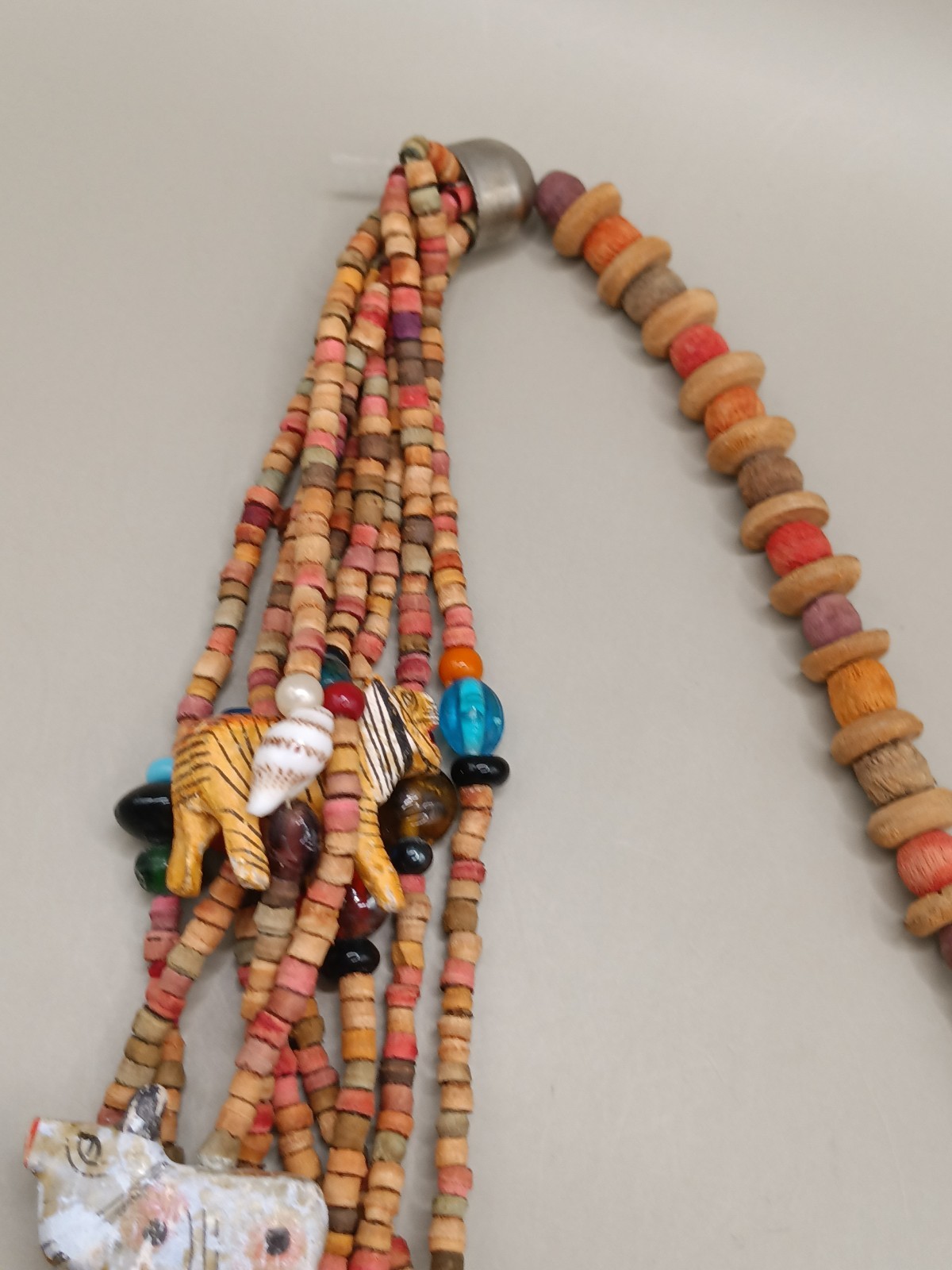 Vtg Wood Beaded Animals Necklace 31.8″
