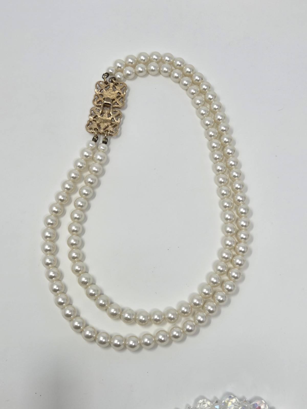 Sarah Coventry Double Strand “High Society” Faux Pearl Necklace Gold Green Clasp