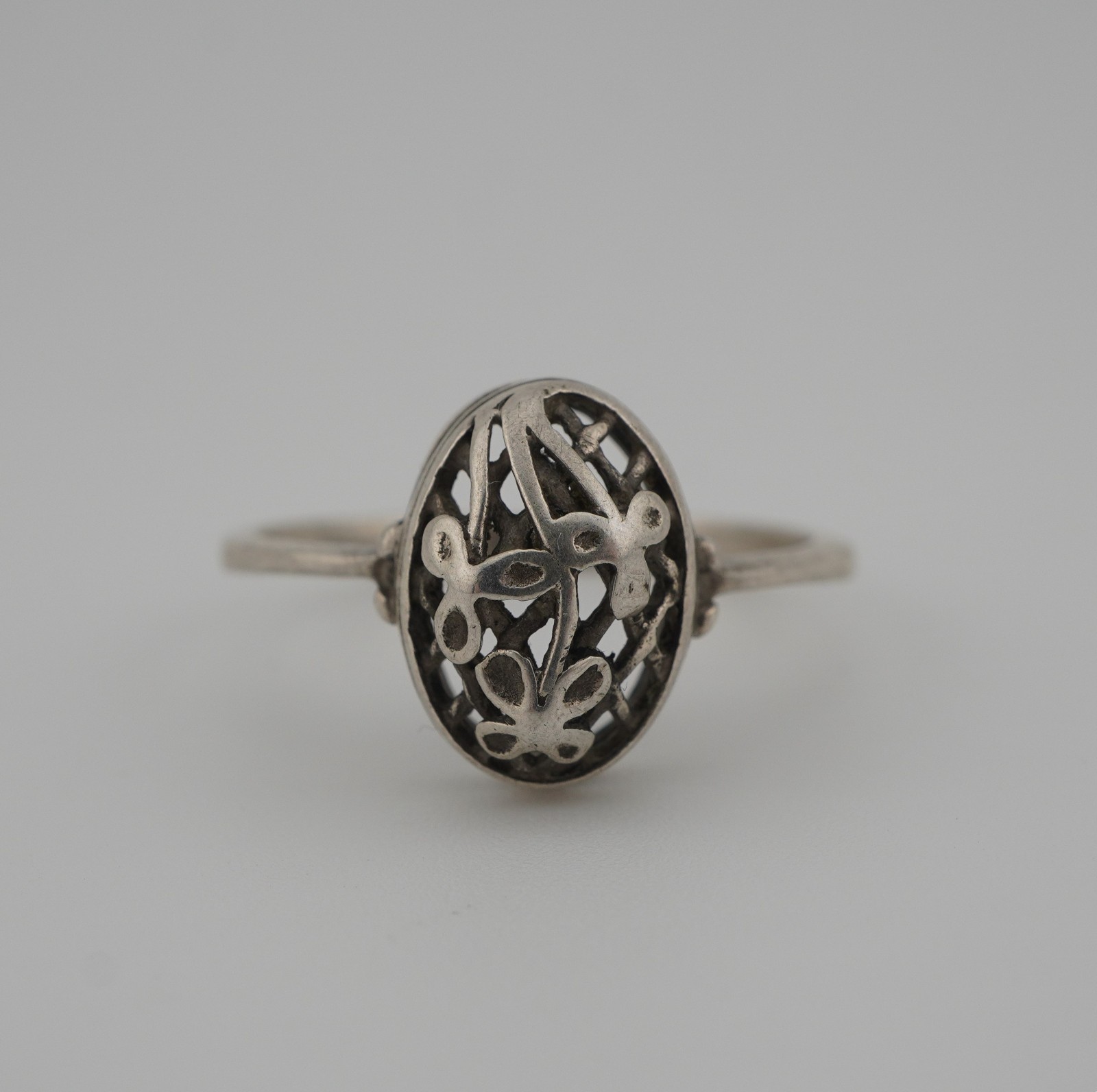 USSR 875 Silver Ring – Vintage Soviet Women’s Jewelry Size 9 / 19