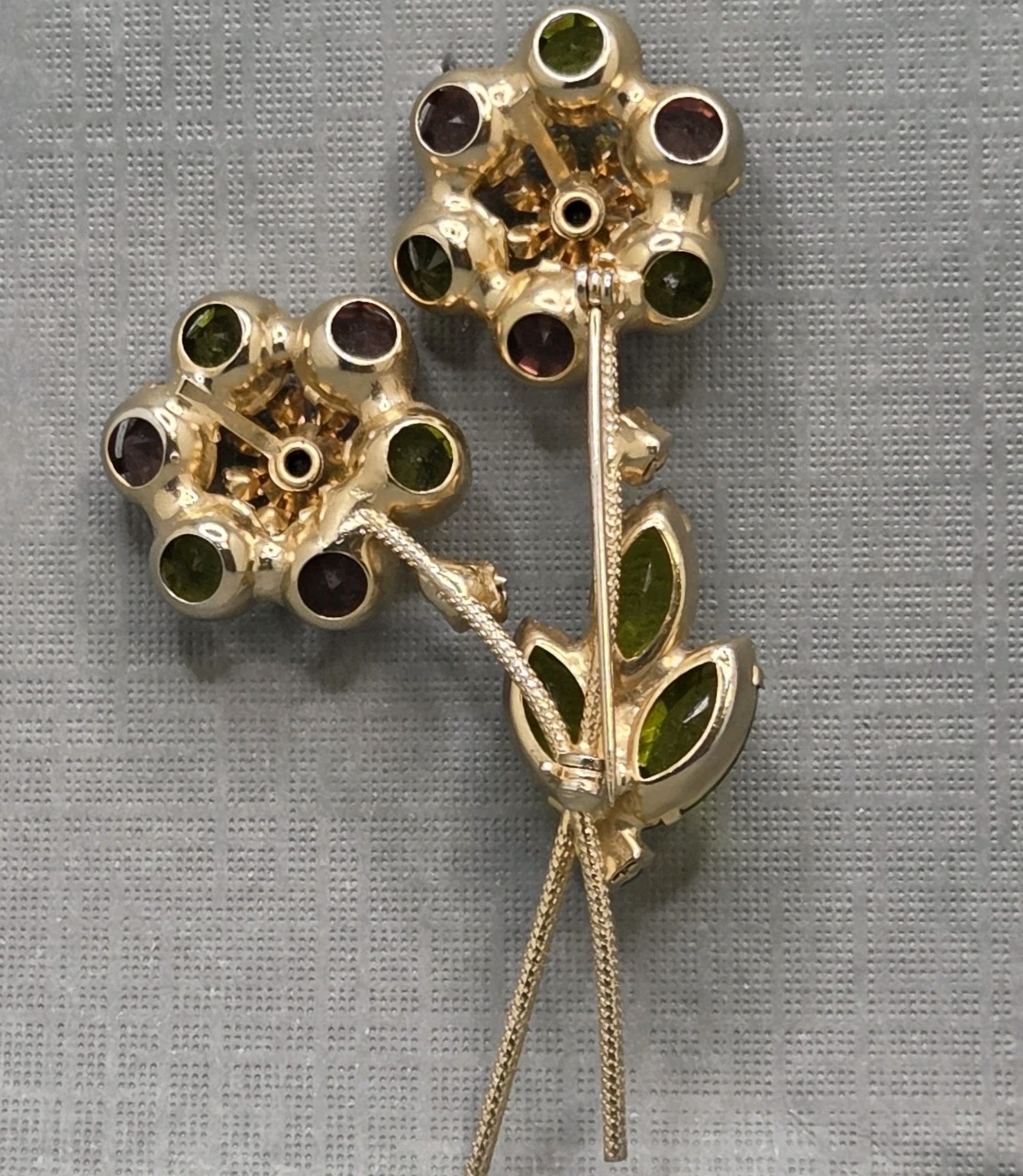 Unsigned Rhinestone Brooch Double Flower Pink Green Goldtone Stem