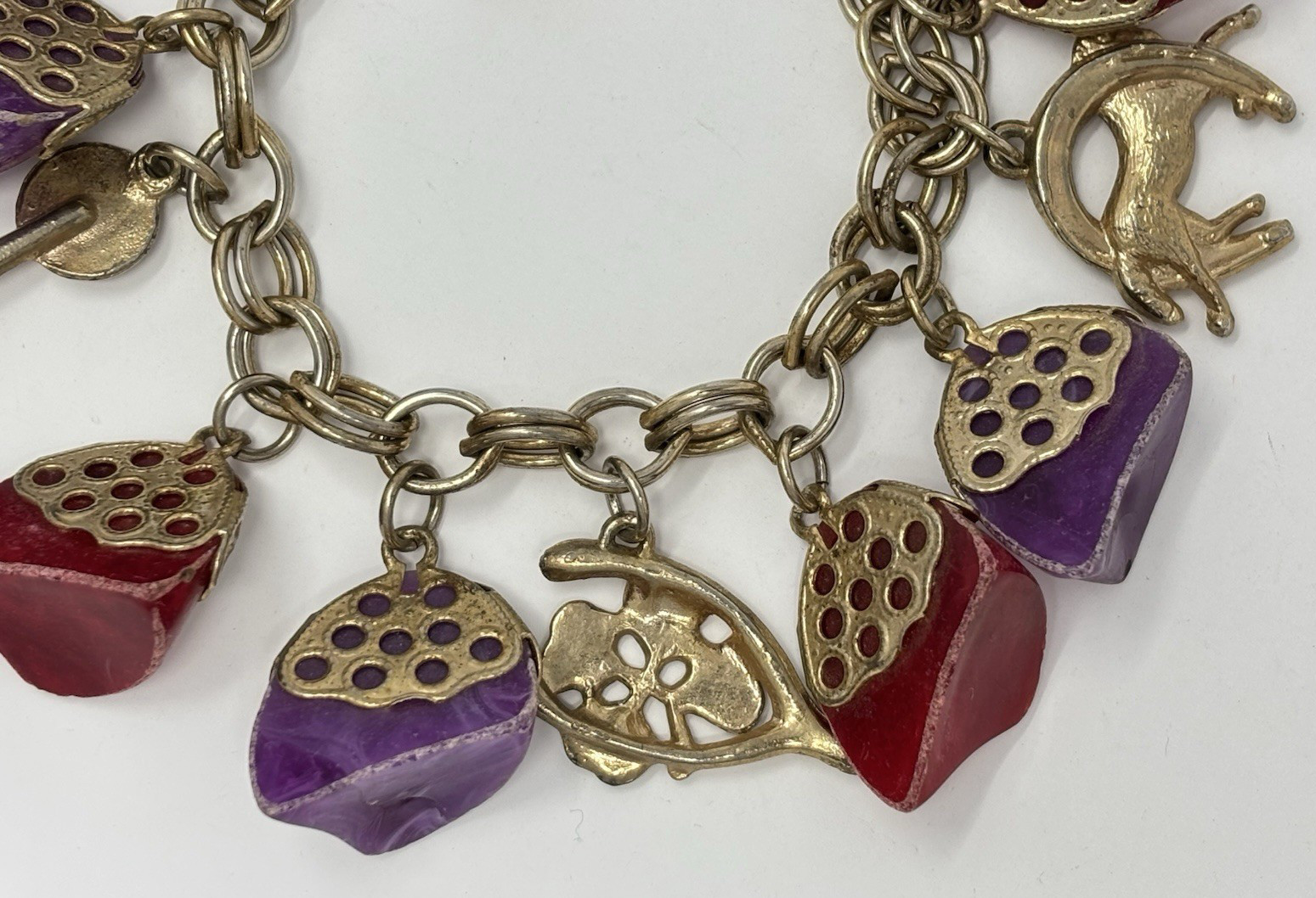 Vintage 60’s Chunky Charm Bracelet Lucky Horse Shoe Racing Purple Red Lucite