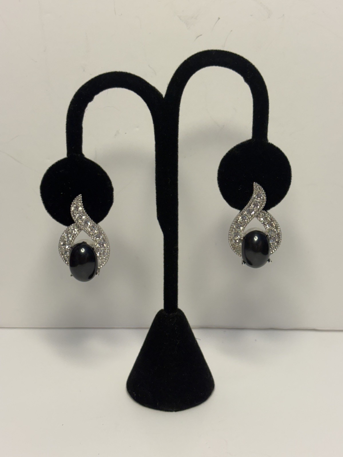Vintage Fifth Avenue Collection Butler Crystal Rhinestone Earrings Silver Studs